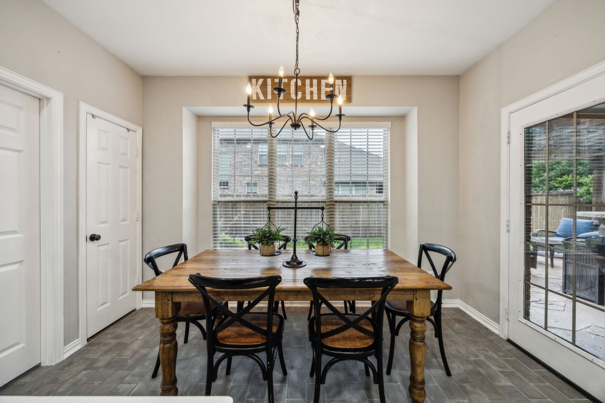 1270 Moonlight Trail