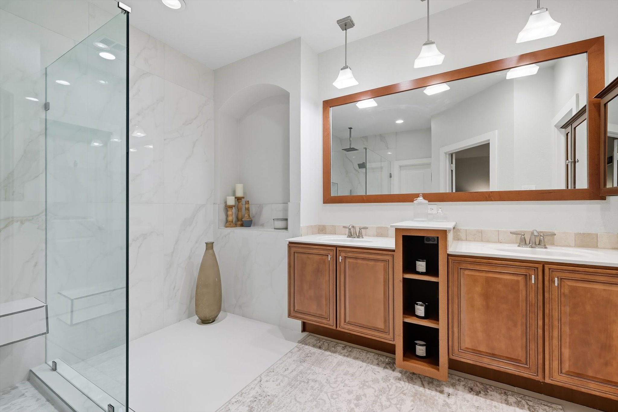 934 Brook Forest Lane