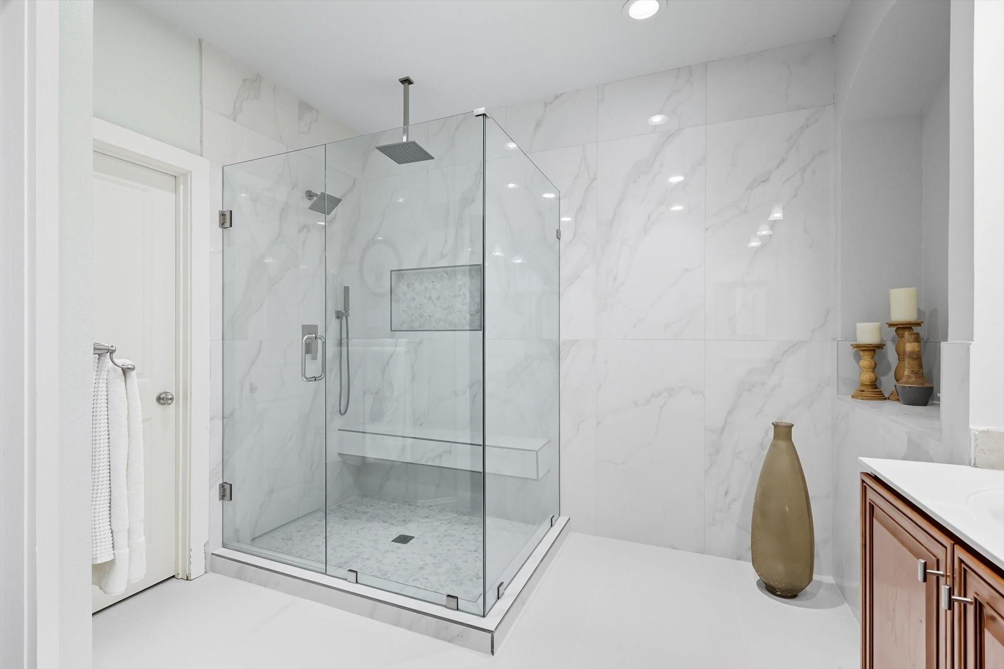 934 Brook Forest Lane