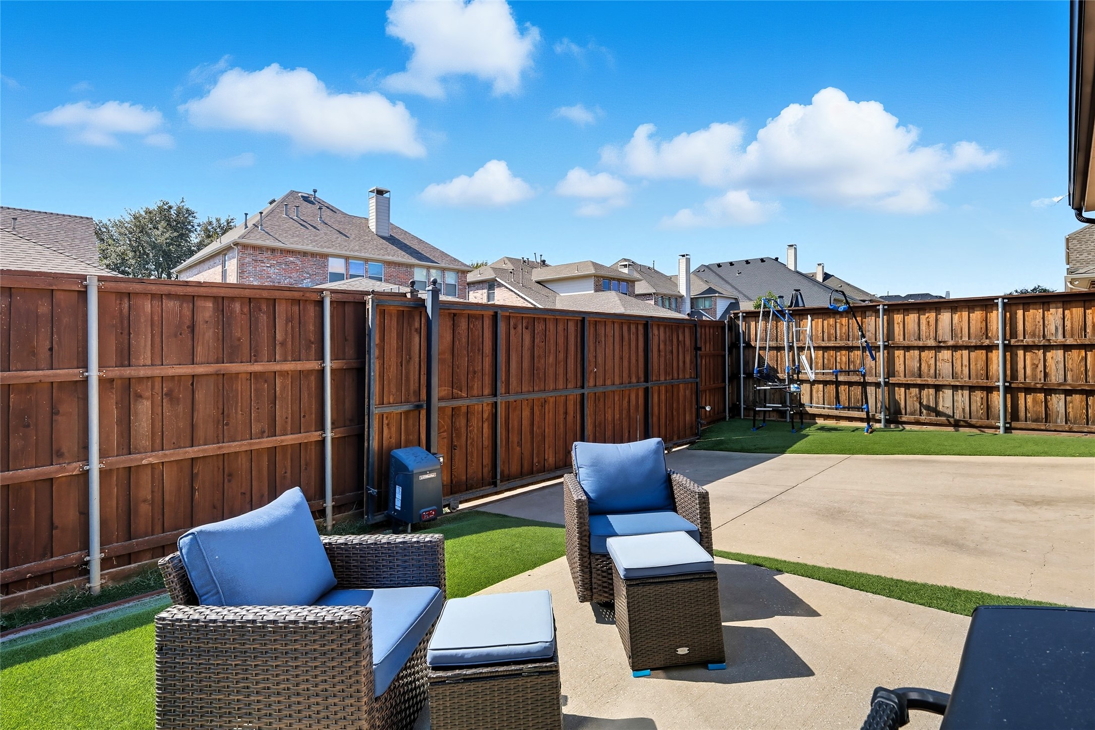 3207 N Clearfork Trail N