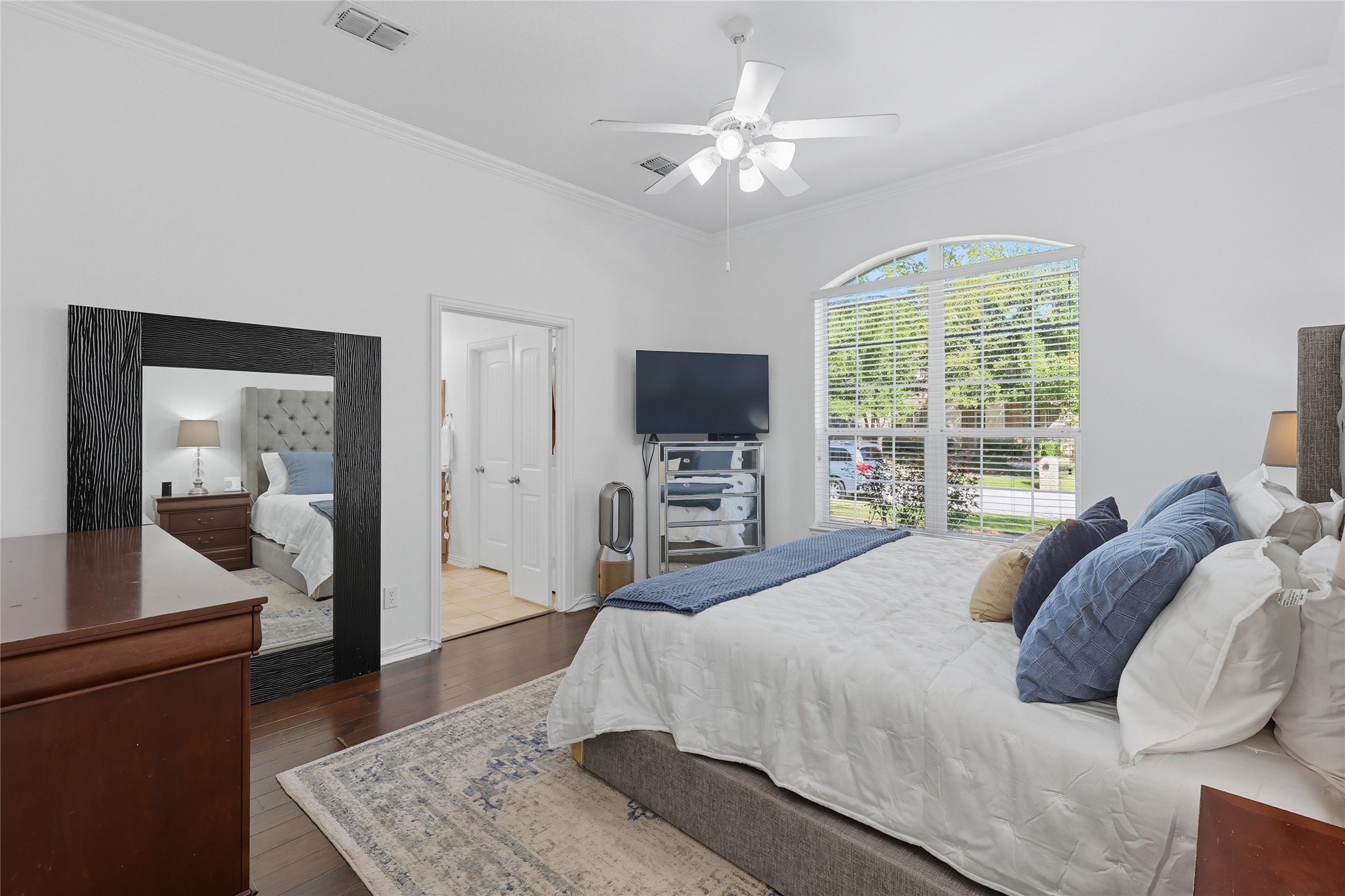 3207 N Clearfork Trail N