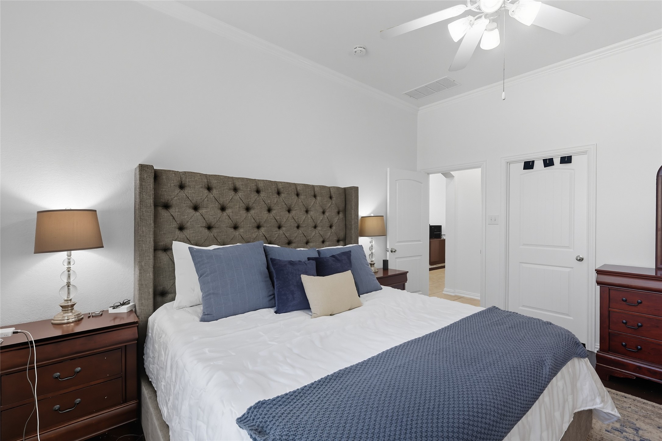 3207 N Clearfork Trail N