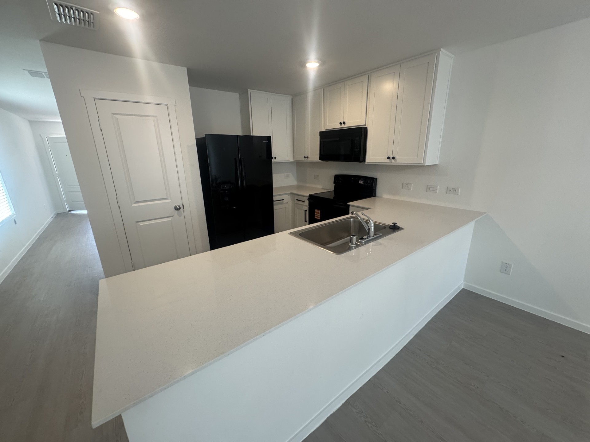 423 Finch Circle