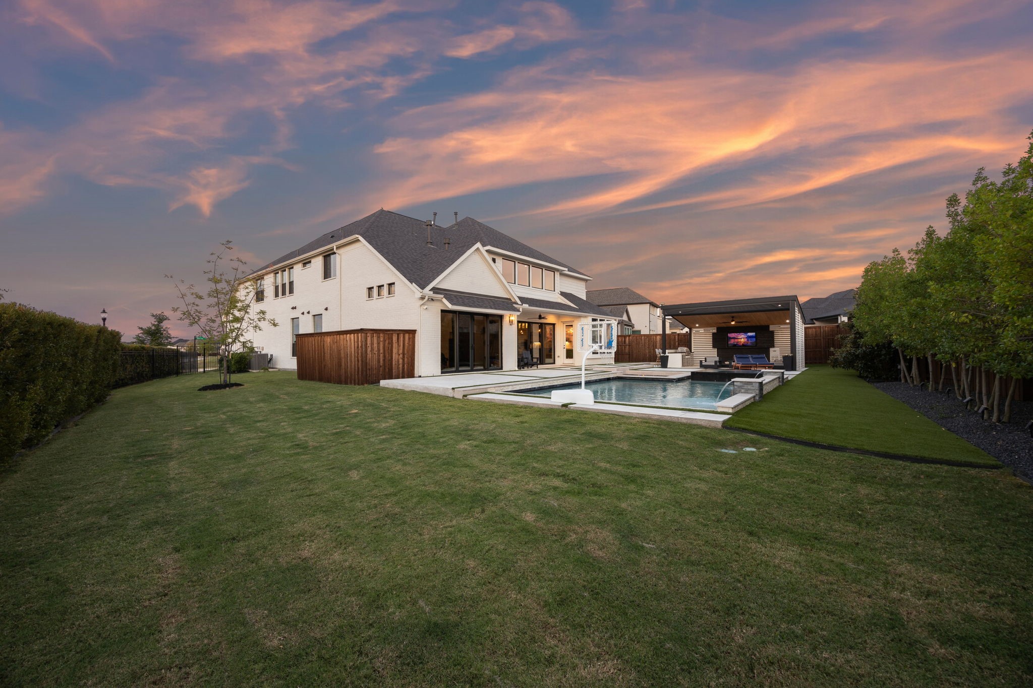 4011 Medio Creek Drive