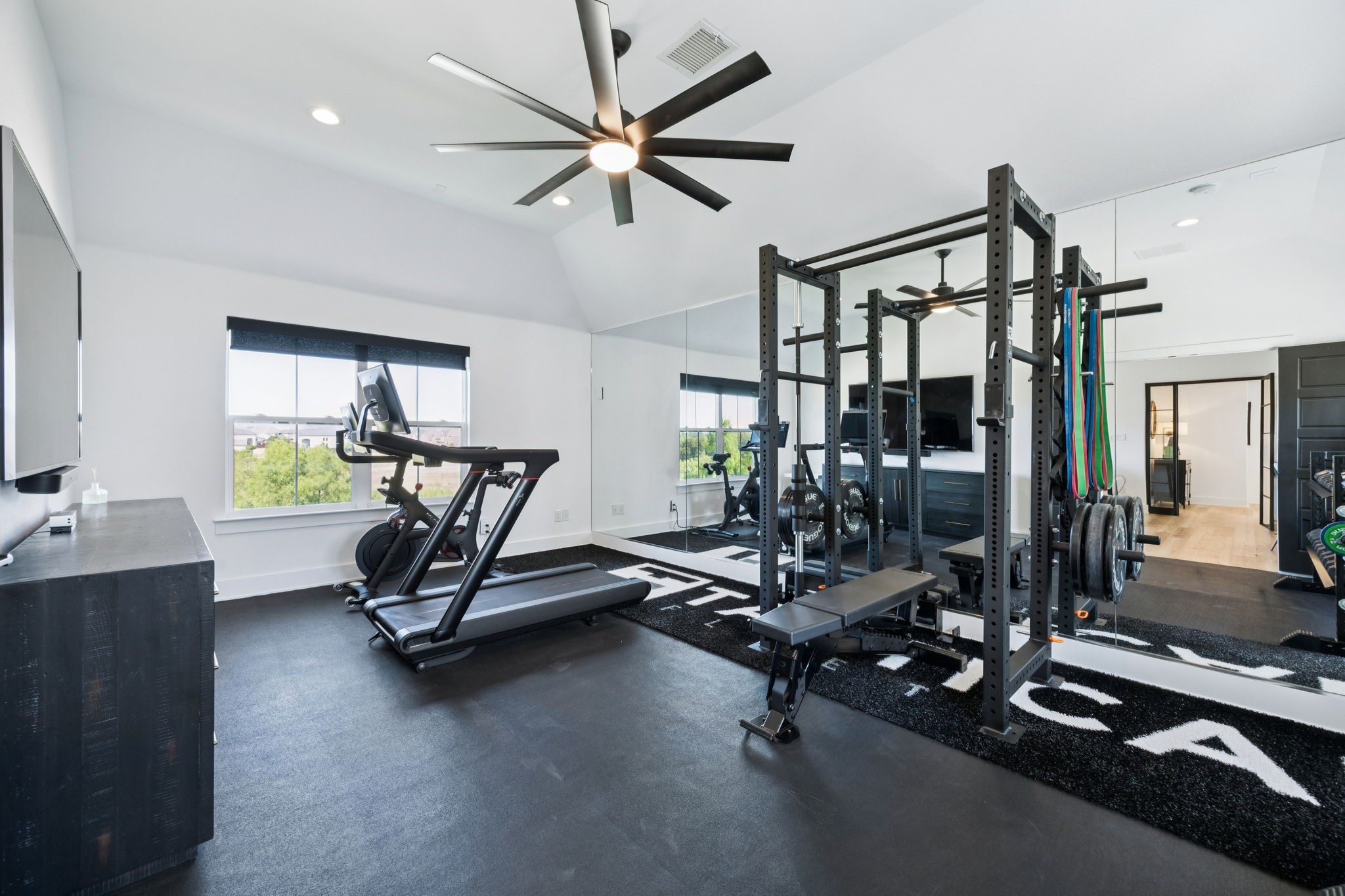 4011 Medio Creek Drive