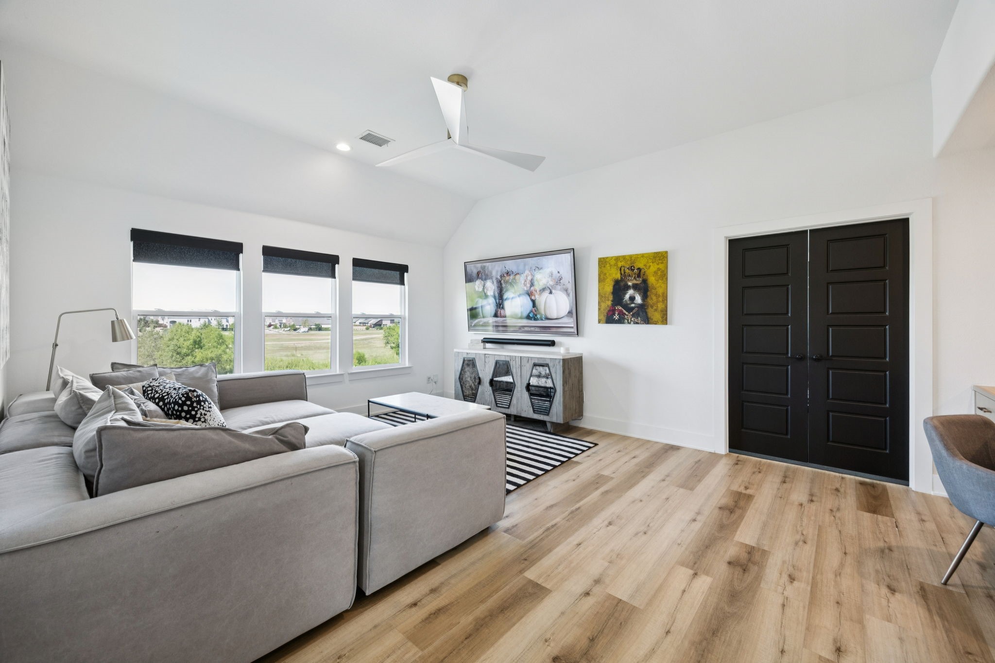 4011 Medio Creek Drive