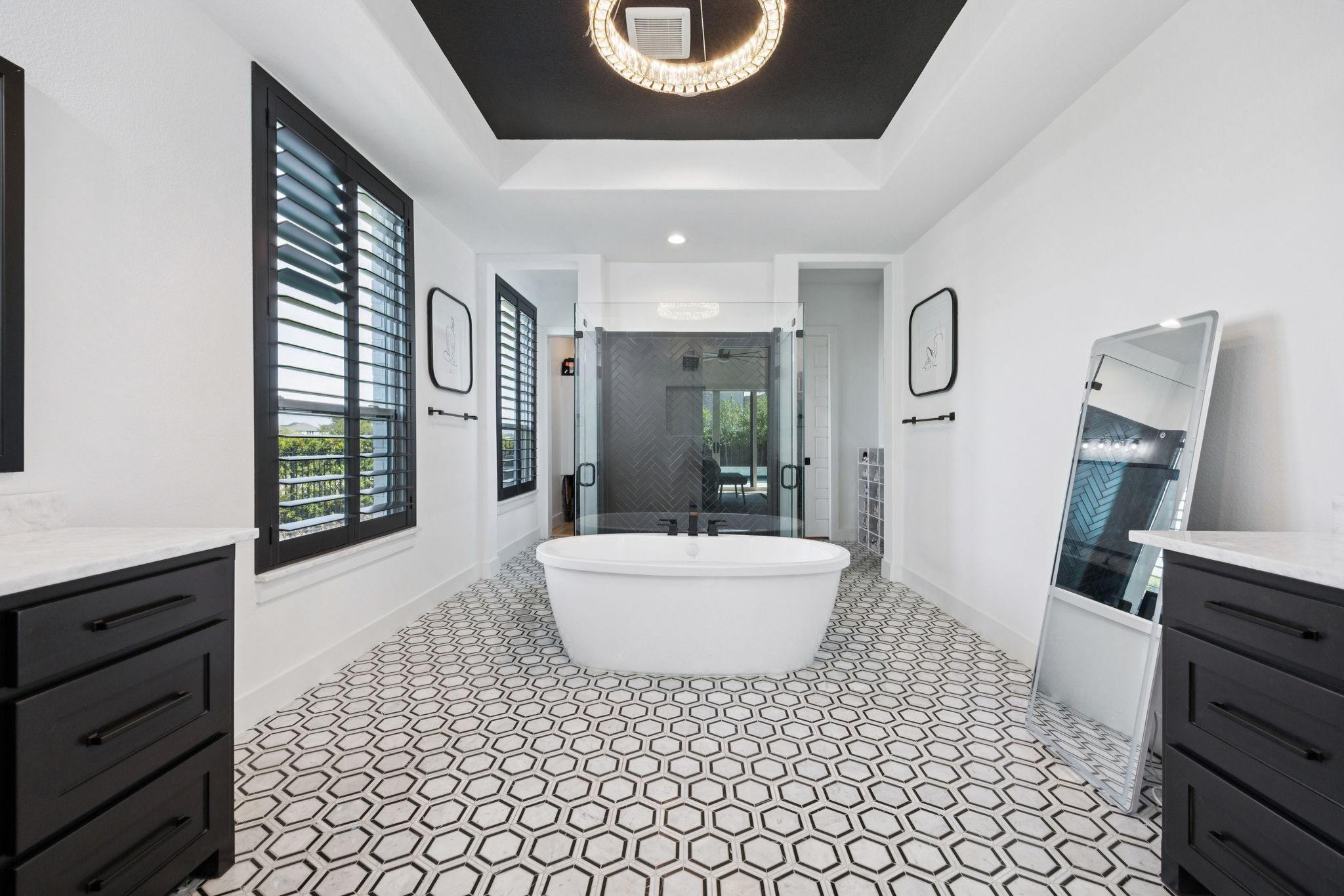 4011 Medio Creek Drive