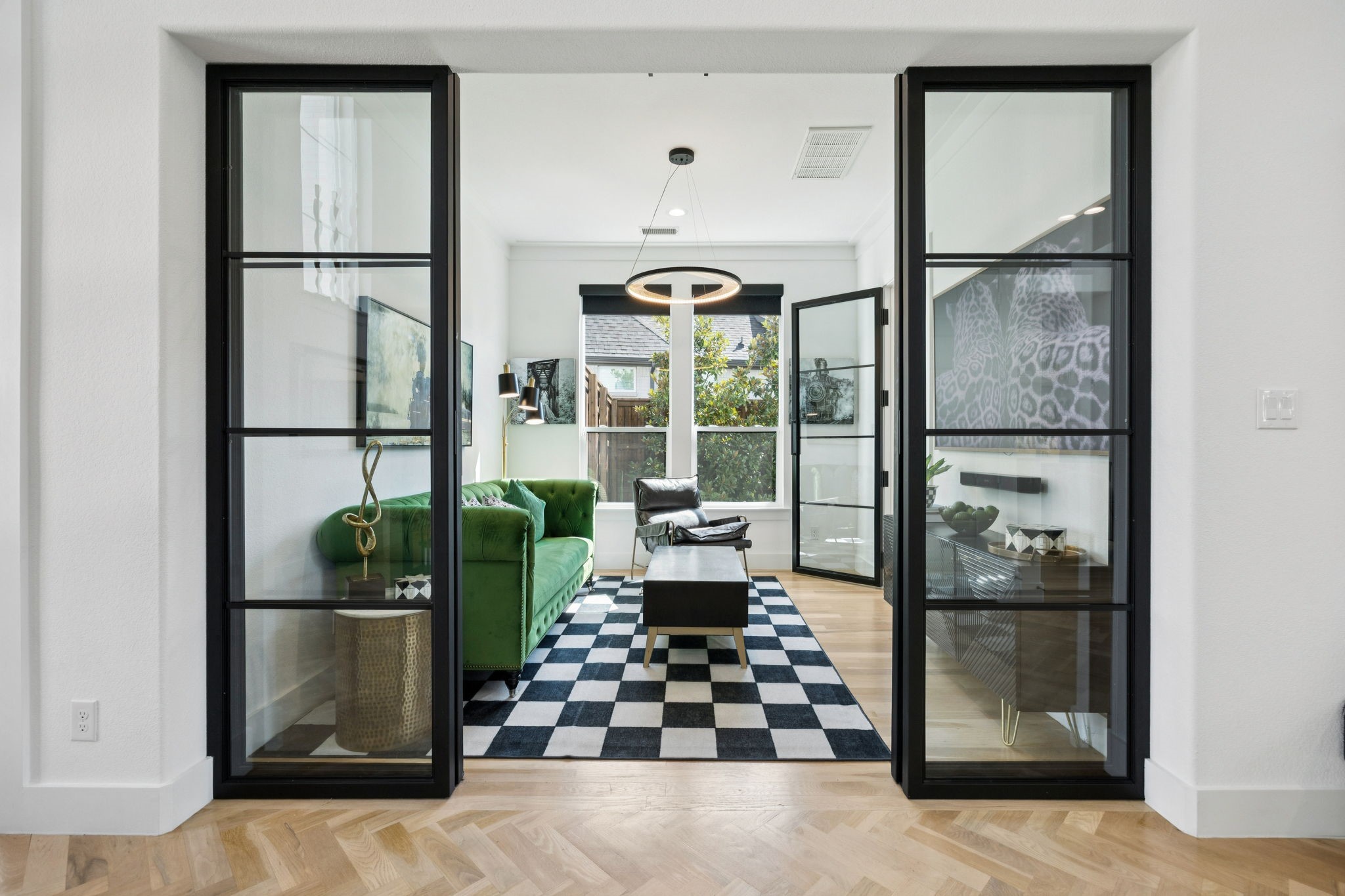 4011 Medio Creek Drive