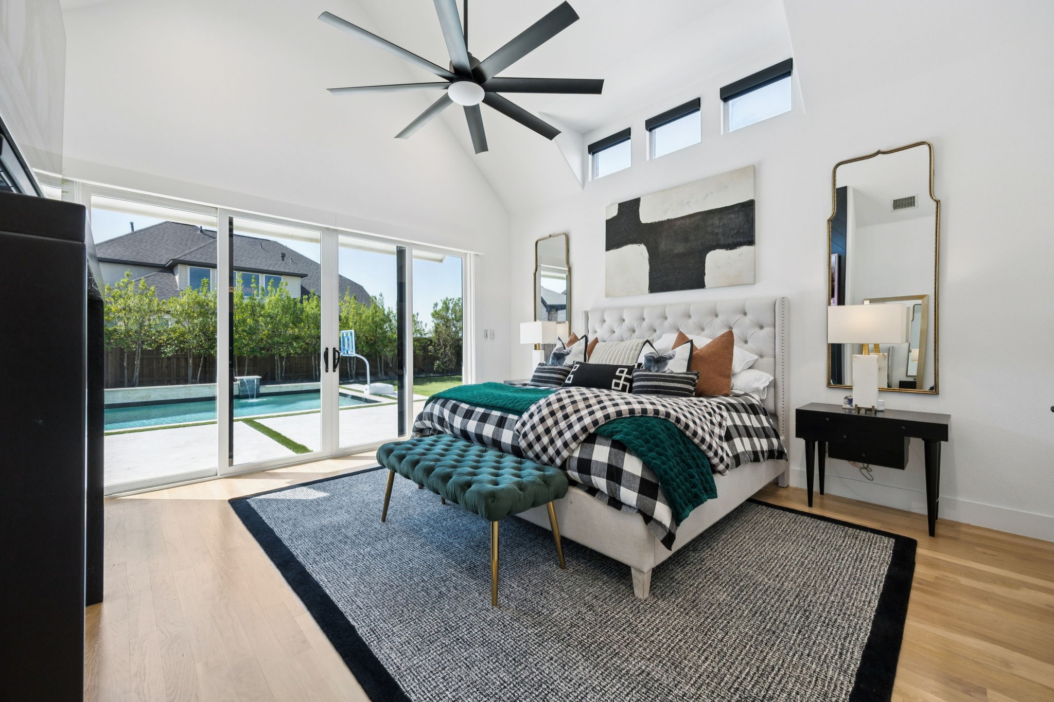 4011 Medio Creek Drive