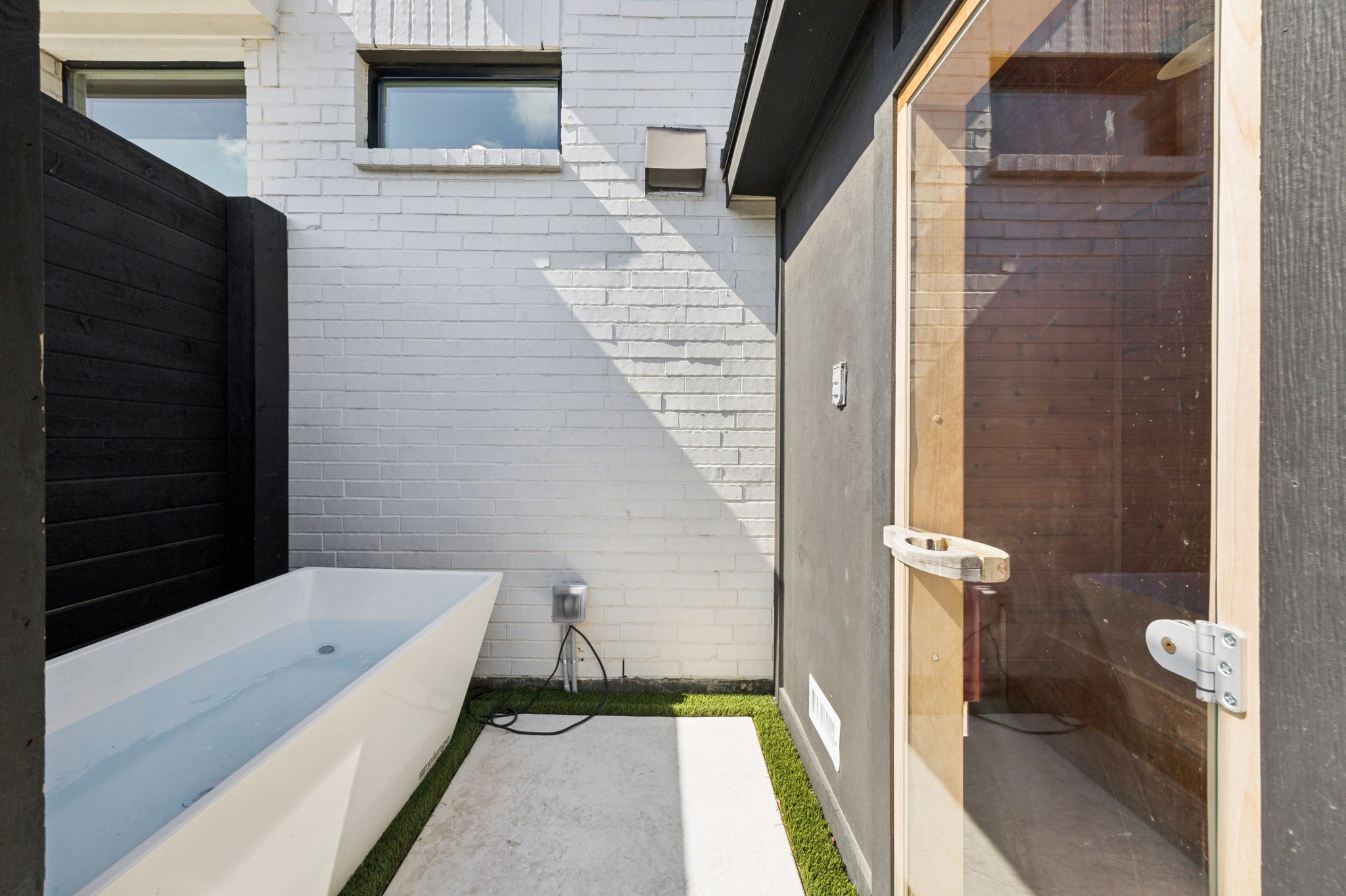 4011 Medio Creek Drive