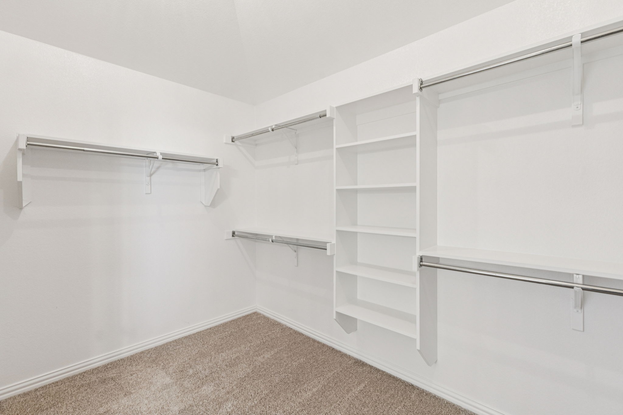 5316 Great Worth Way