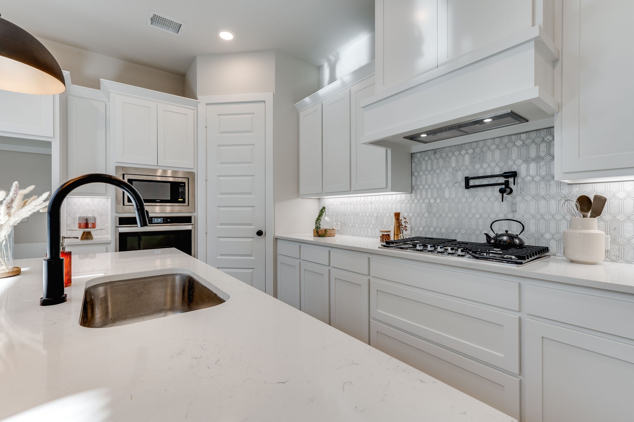 15548 Desert Broom Road