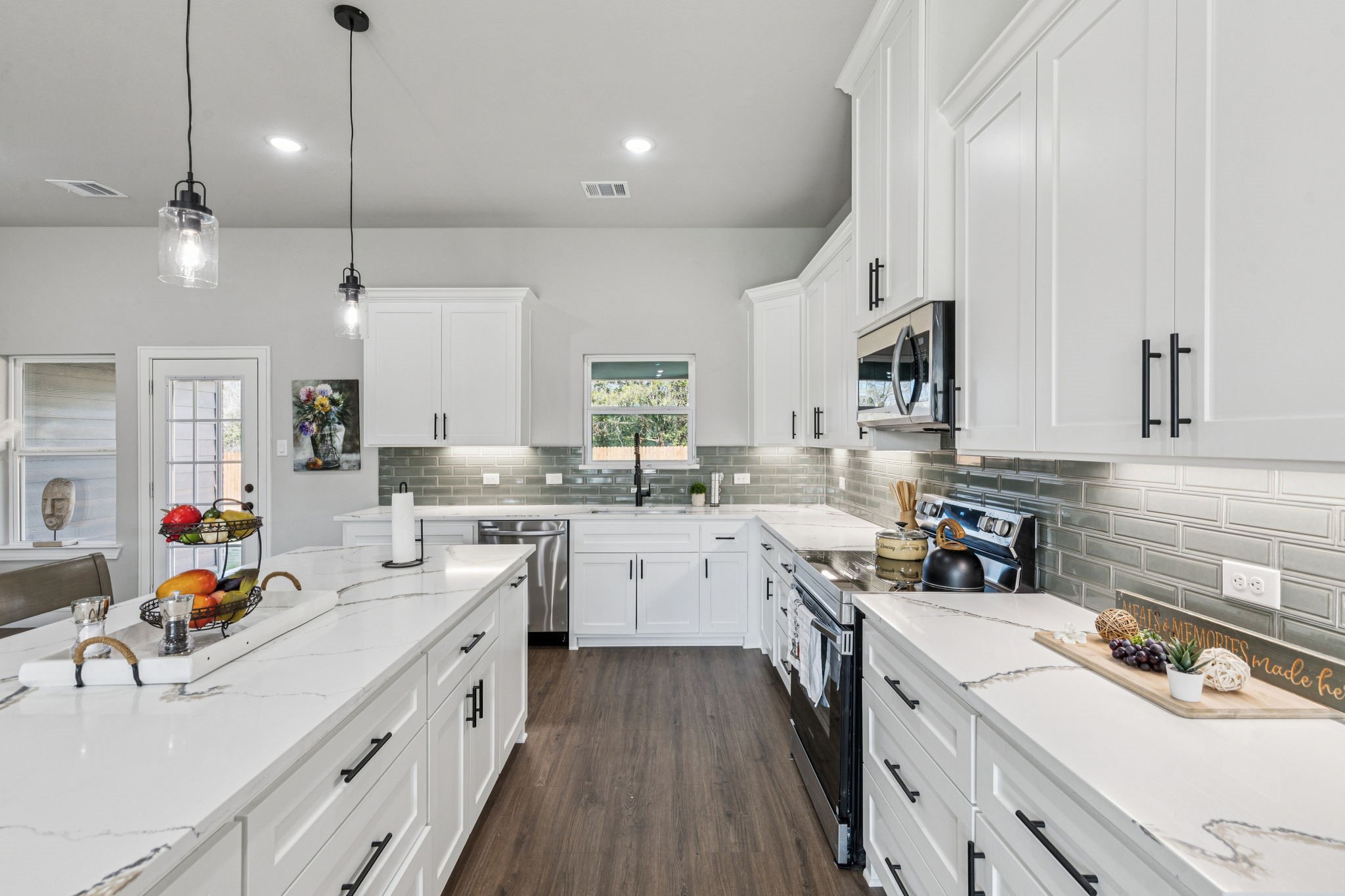 500 Mineral Wells Street