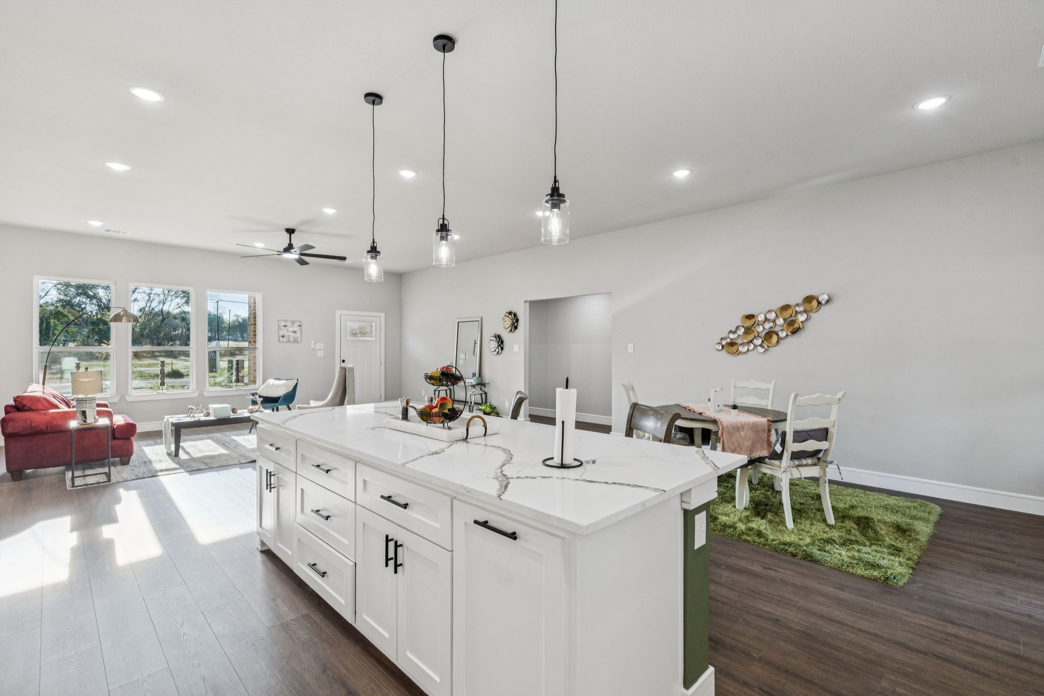 500 Mineral Wells Street