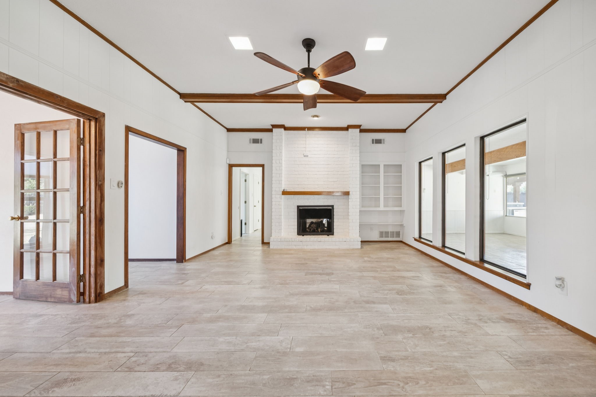 902 Windsong Trail