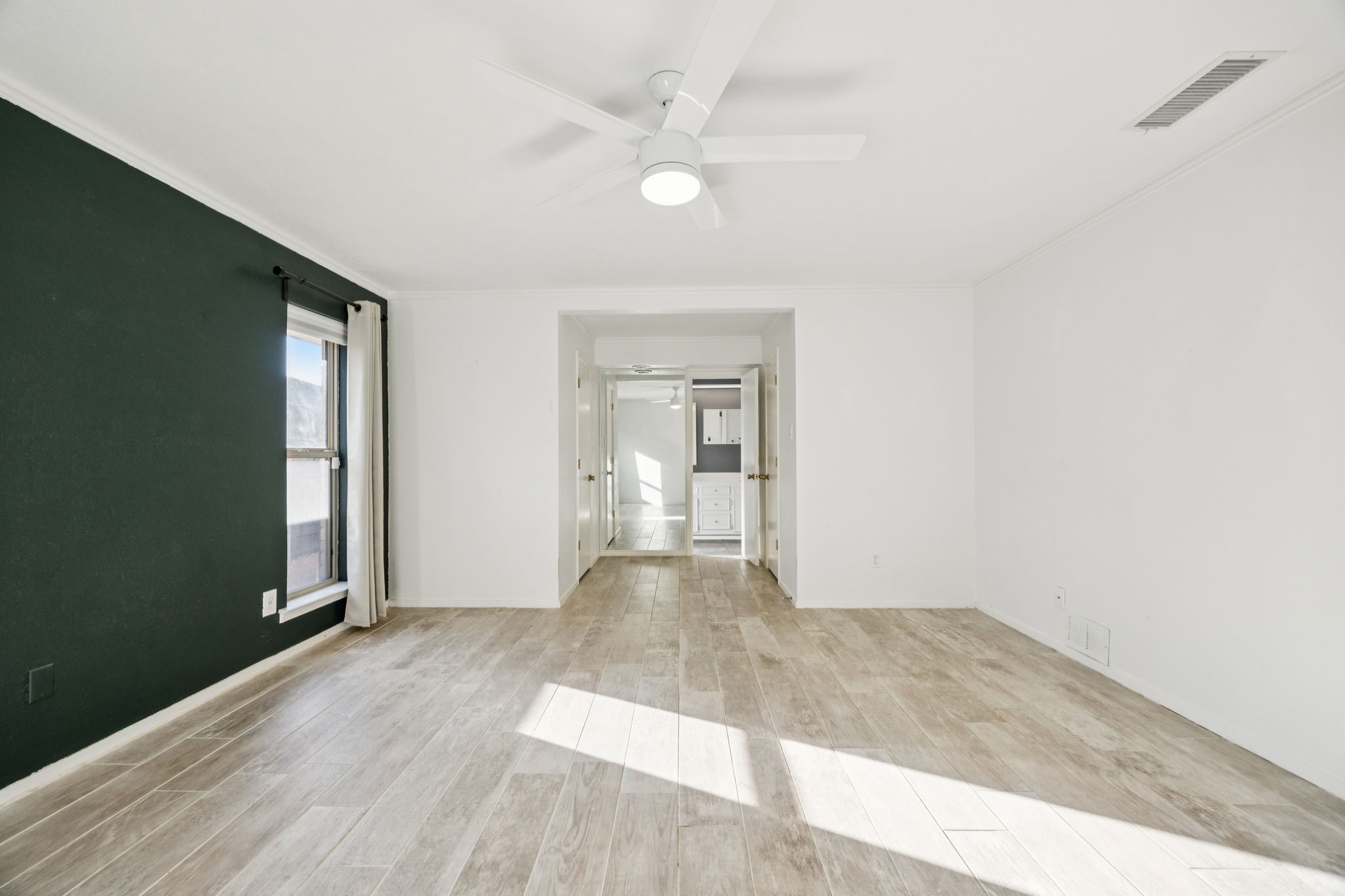 902 Windsong Trail