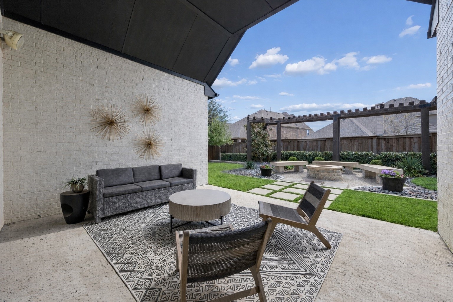 4451 Acacia Parkway