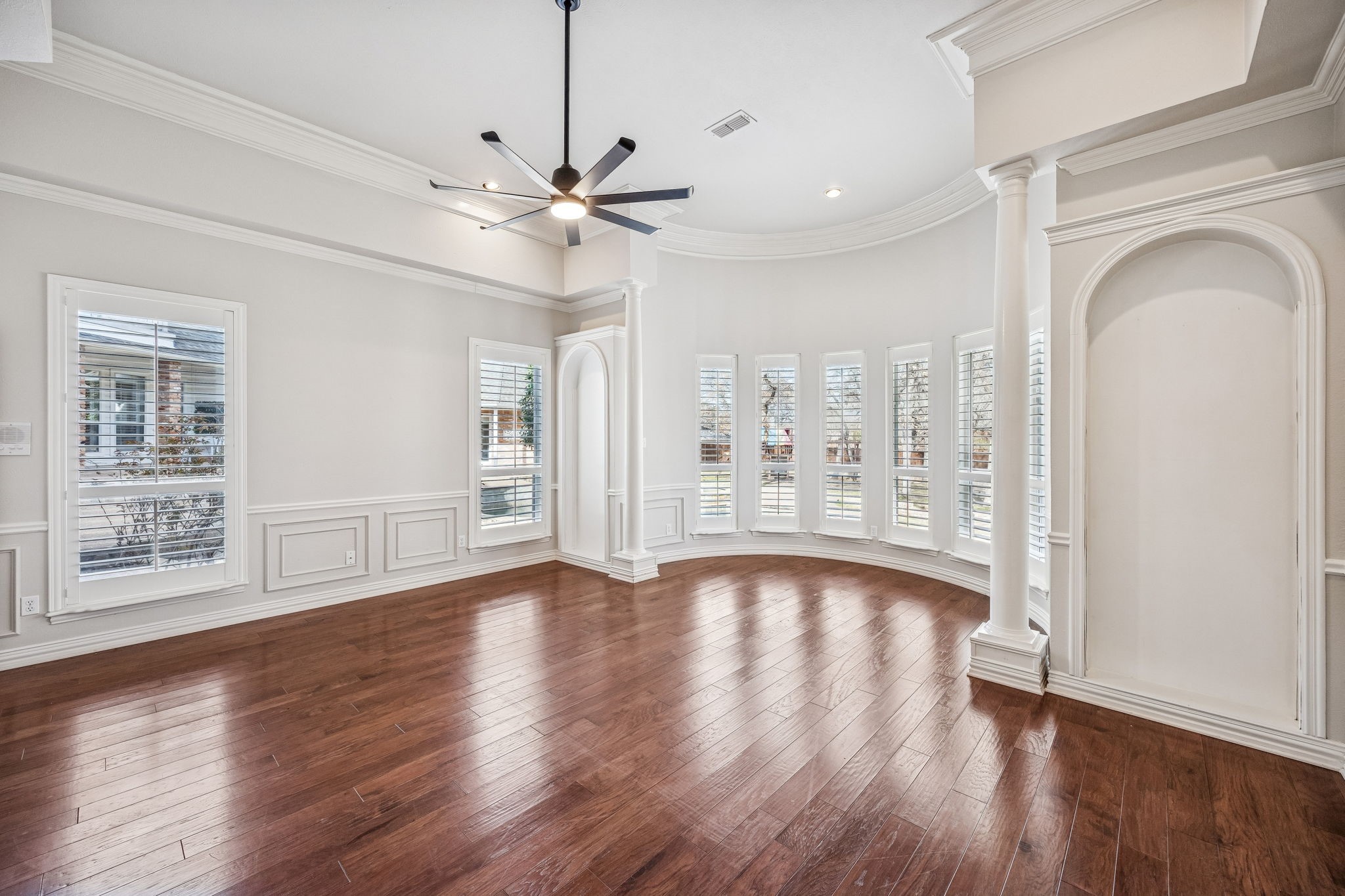 2900 Creek View Drive