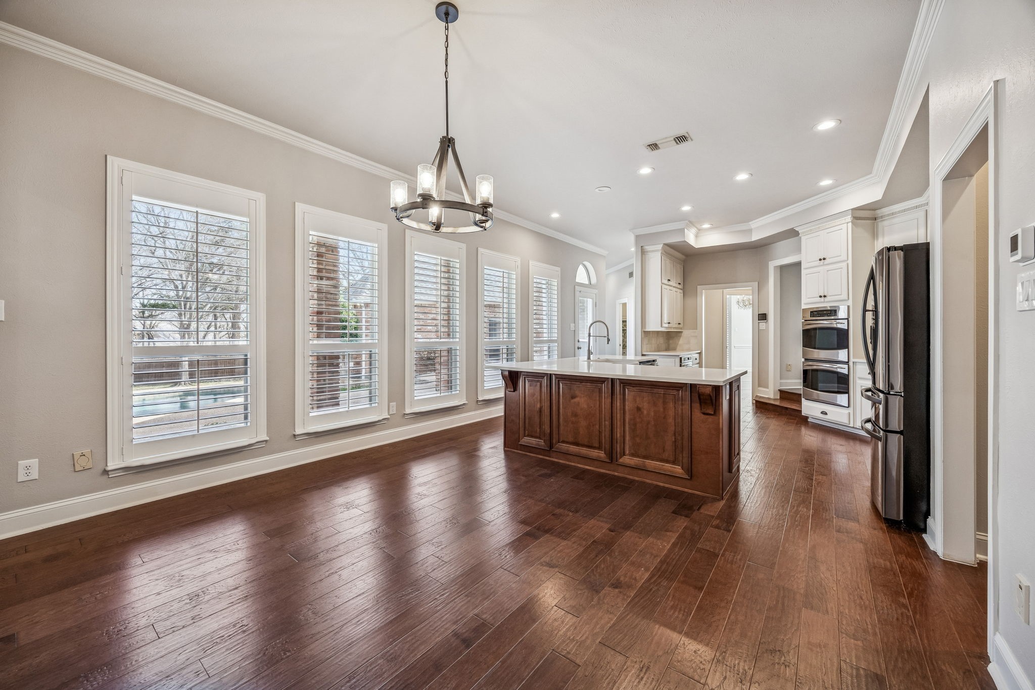 2900 Creek View Drive