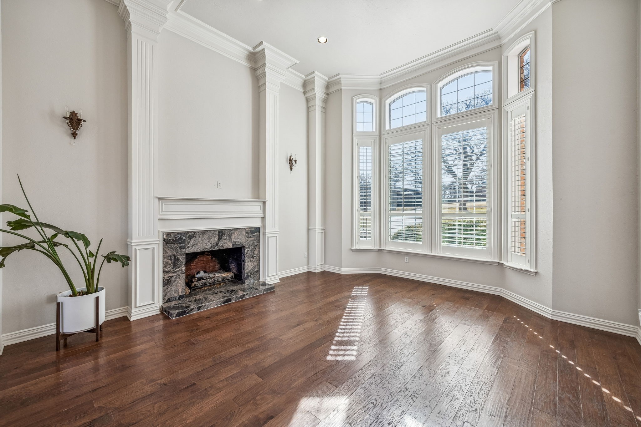 2900 Creek View Drive