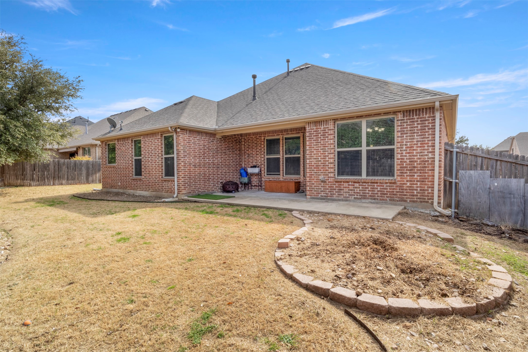401 Komron Court