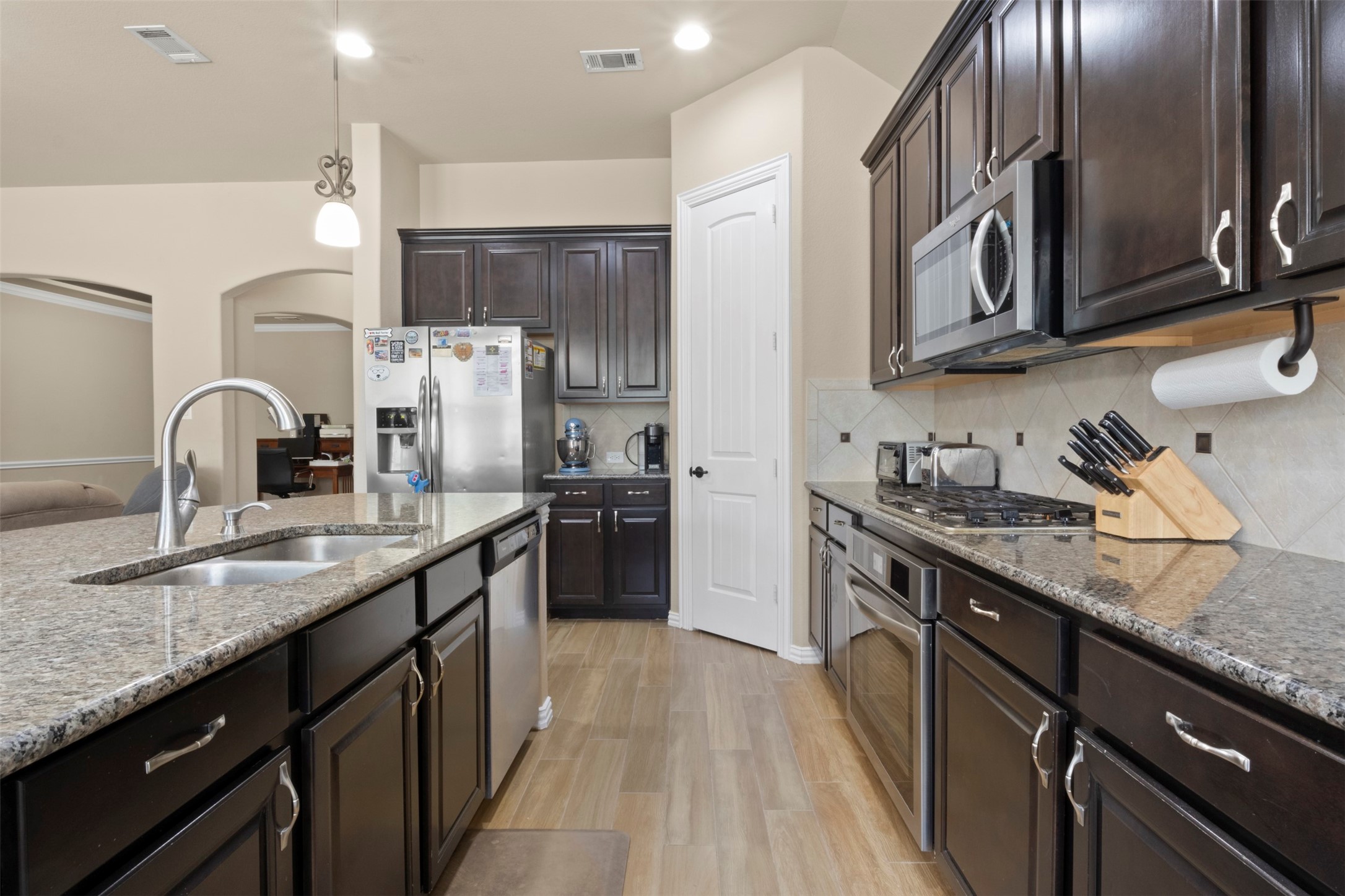 401 Komron Court