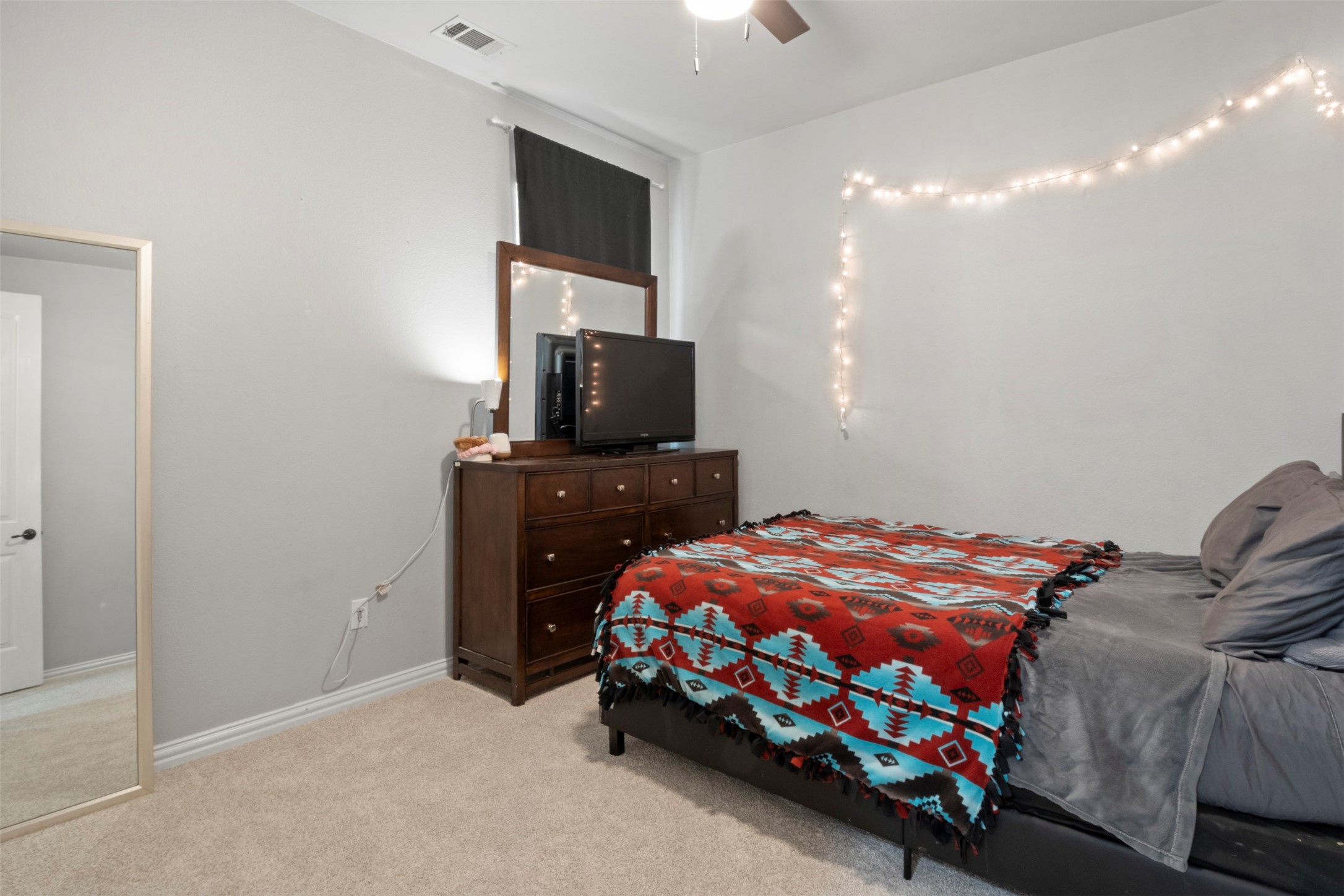 401 Komron Court