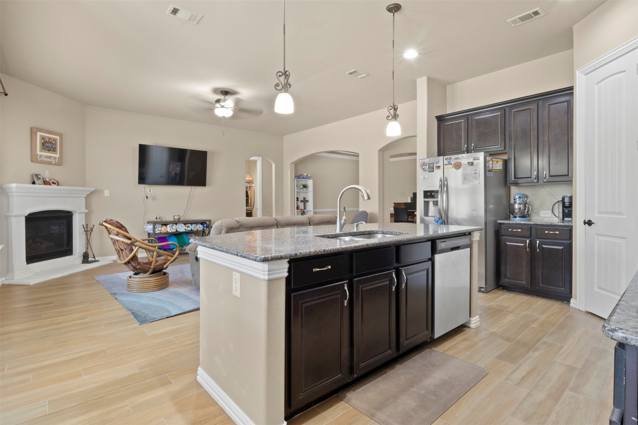 401 Komron Court