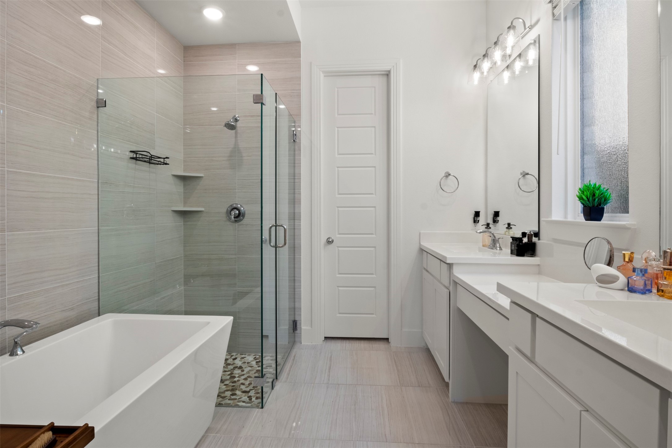 1909 Prickly Poppy Court