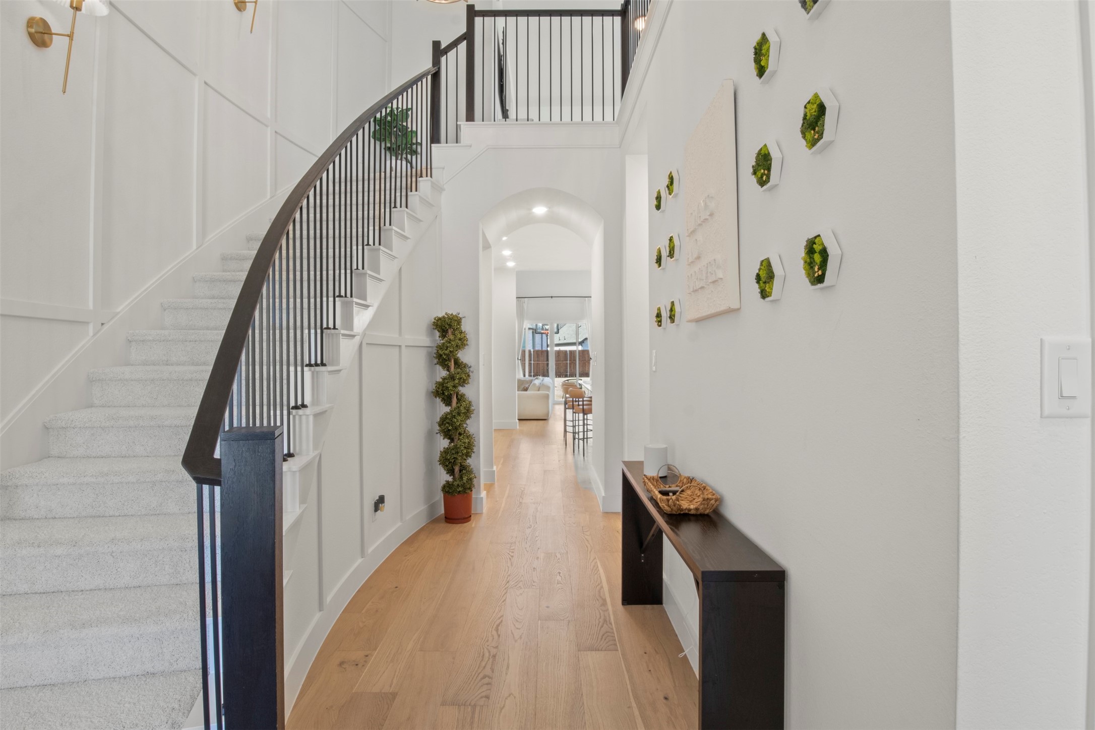 1909 Prickly Poppy Court