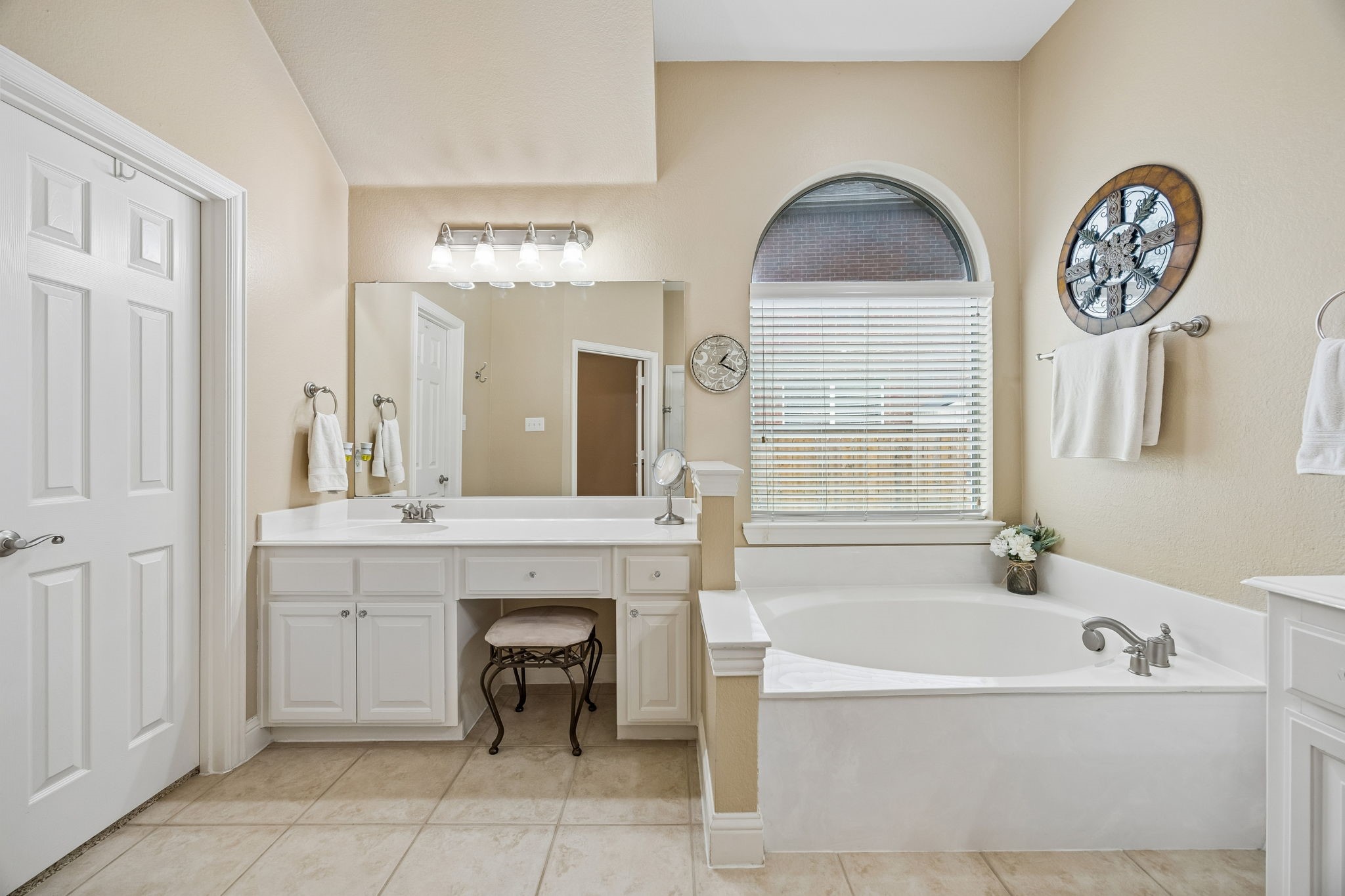 11652 Blackhawk Drive