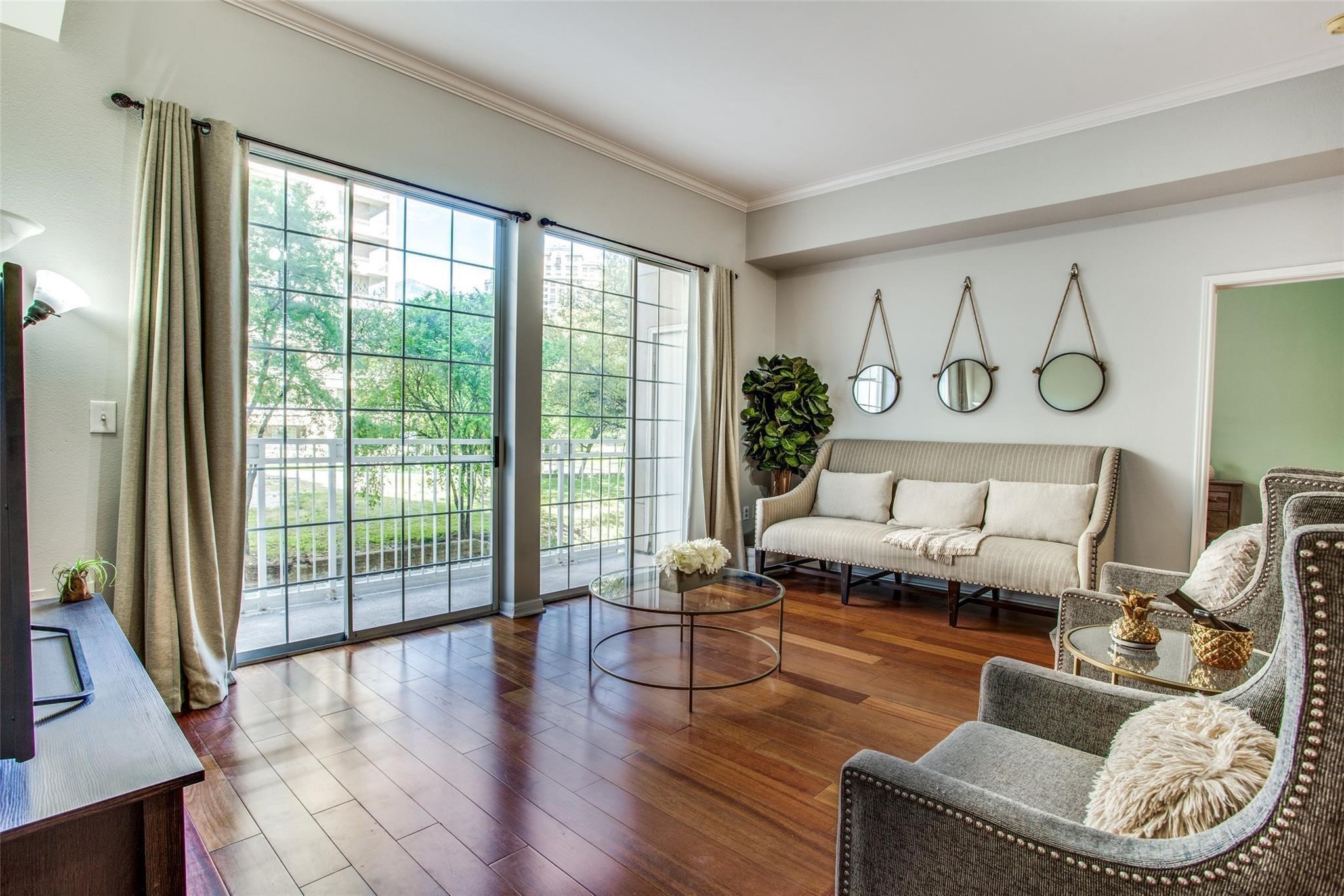 3225 Turtle Creek Boulevard 306