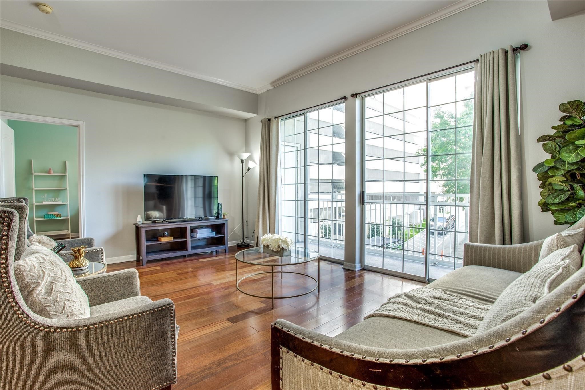 3225 Turtle Creek Boulevard 306
