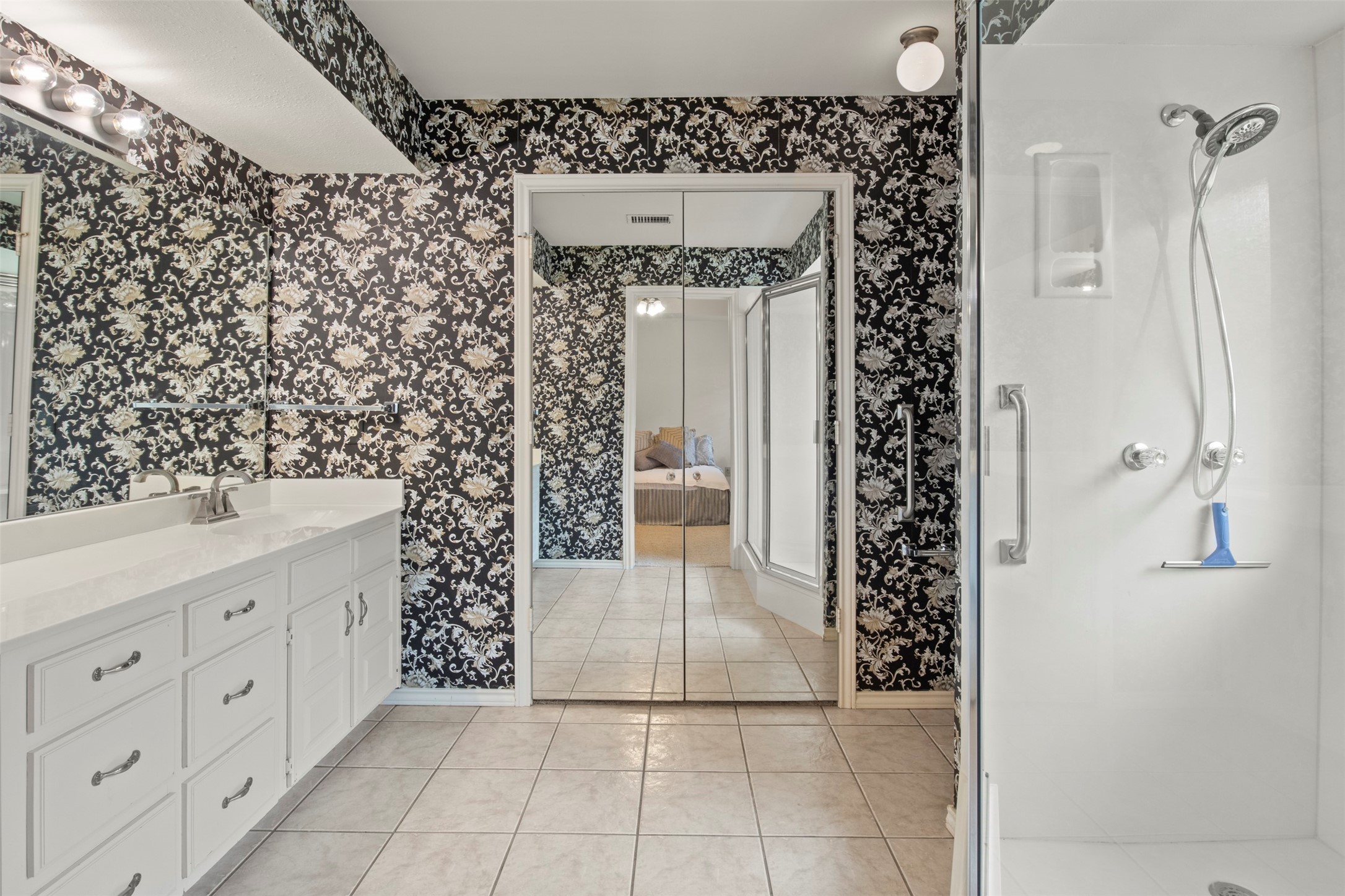 1104 Timberbend Trail