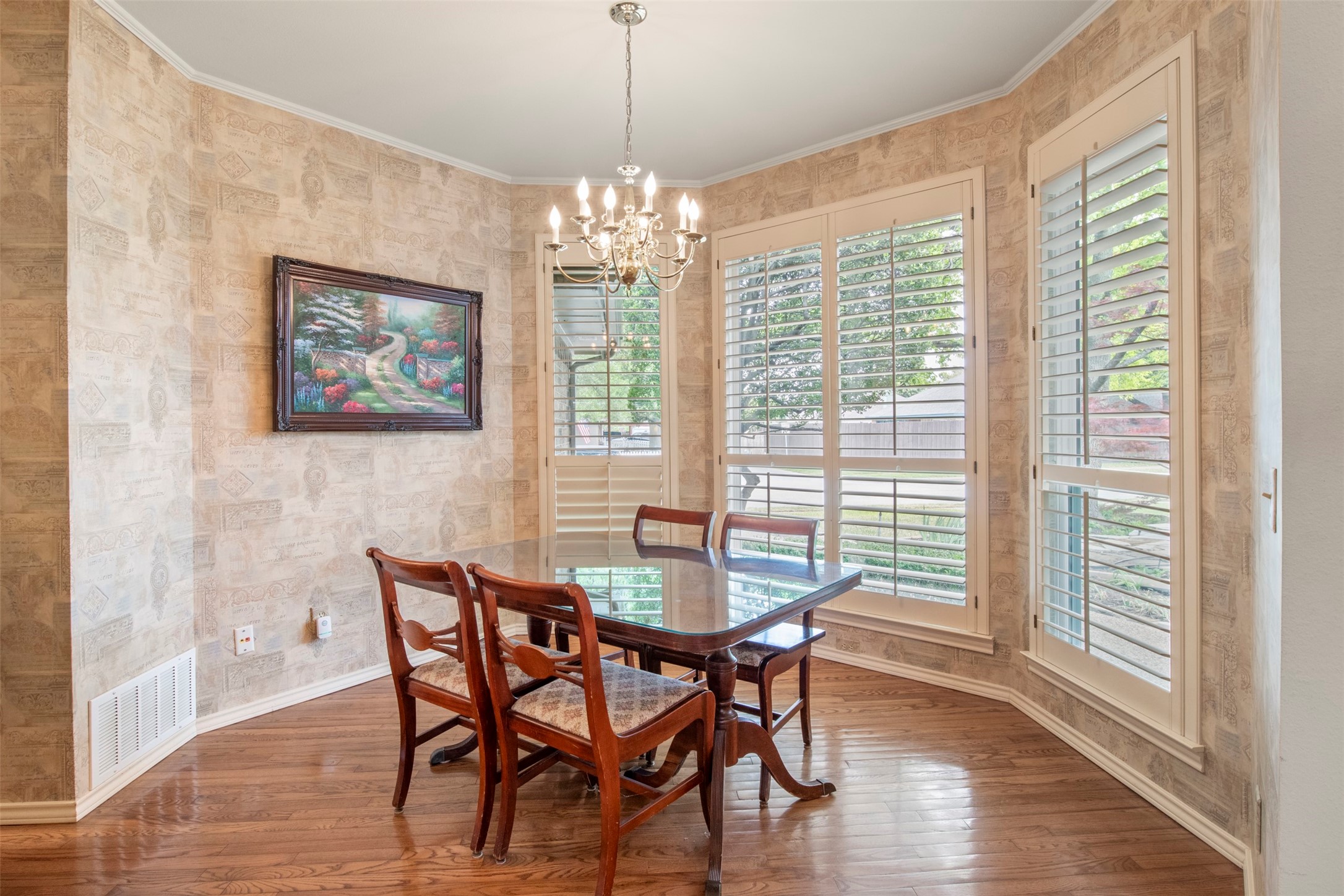 1104 Timberbend Trail