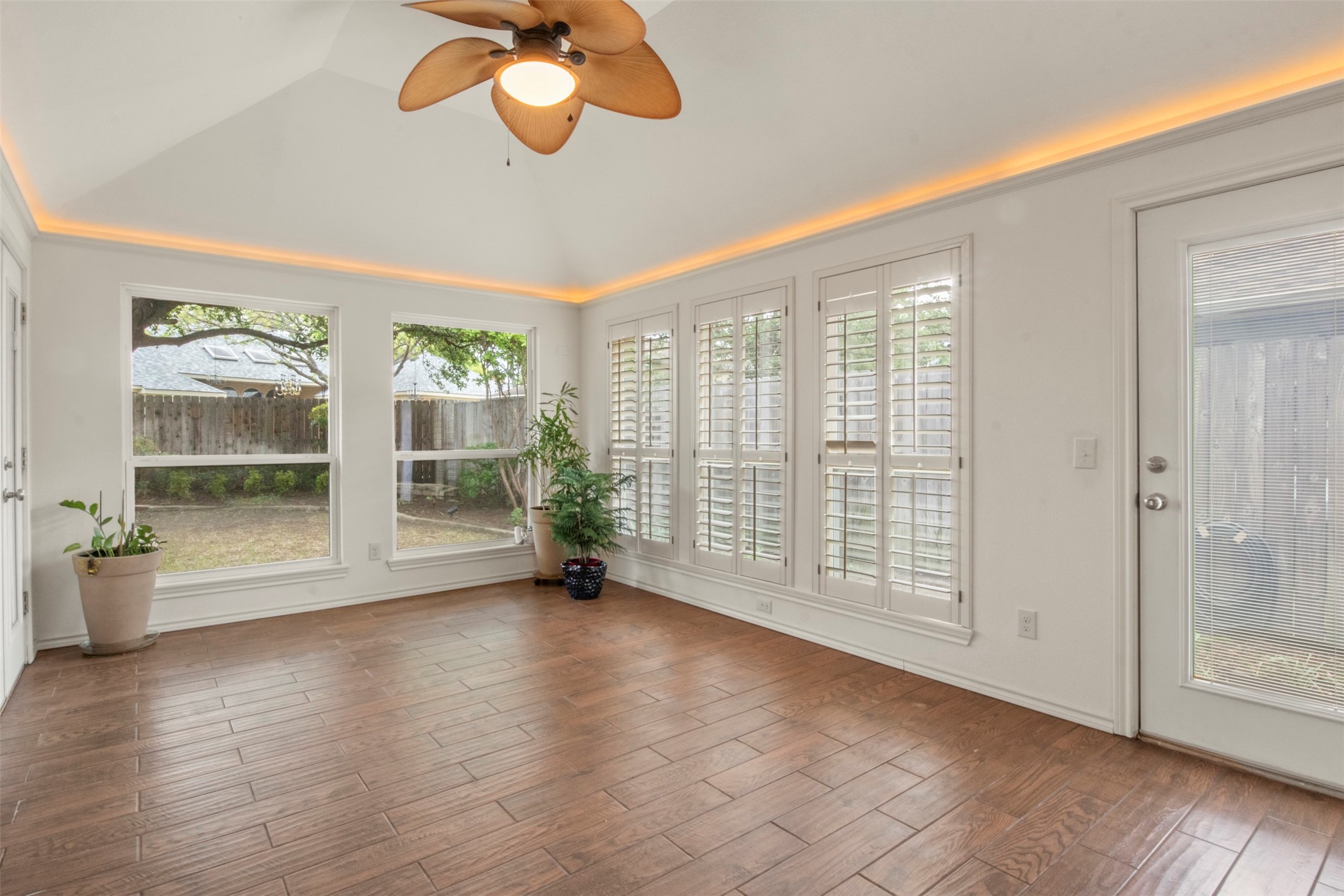 1104 Timberbend Trail