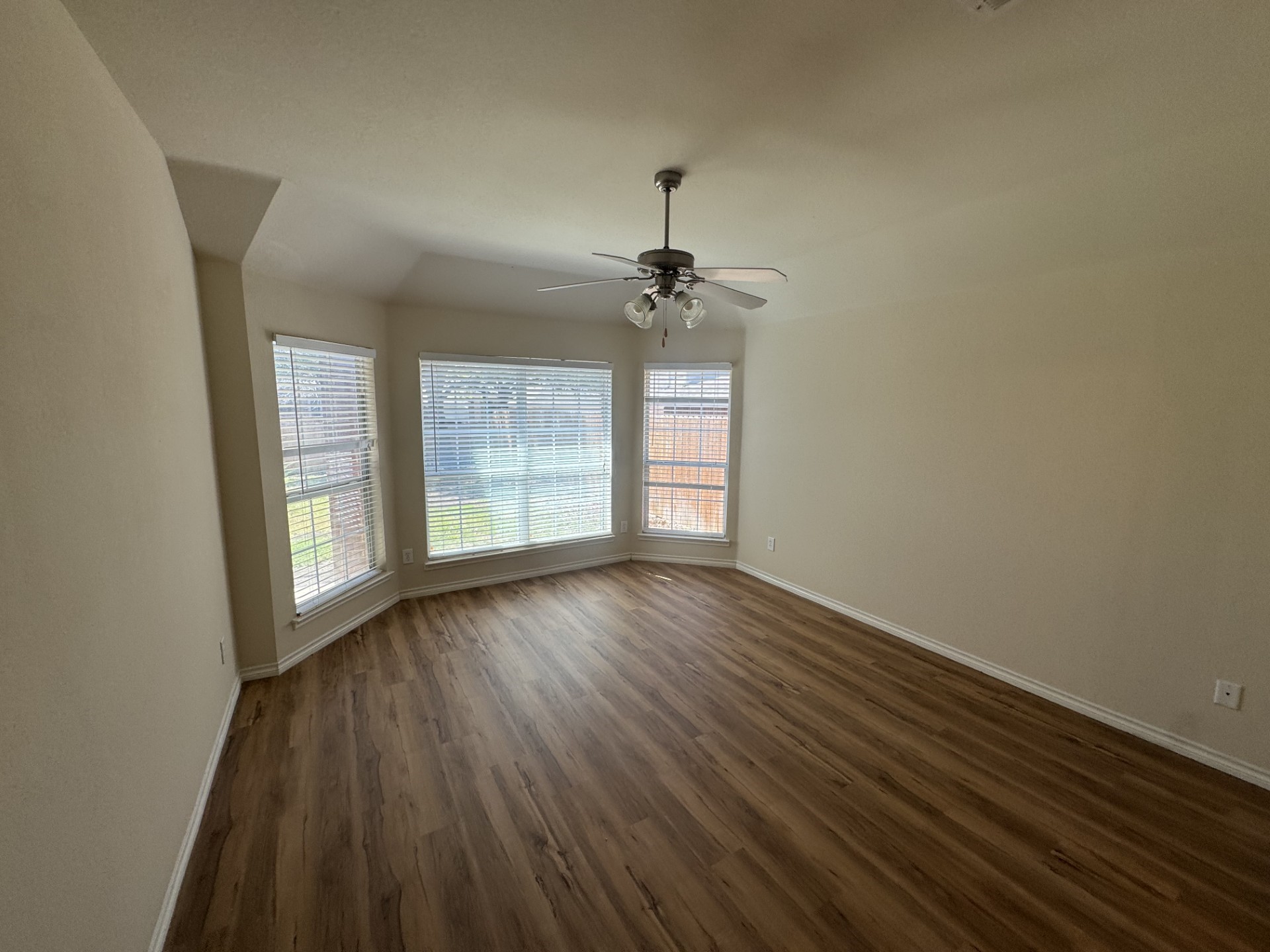 7809 Loma Alta Trail