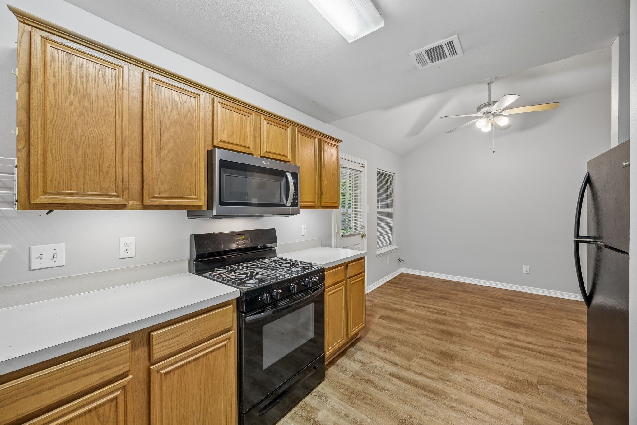 303 Vista Ridge Drive