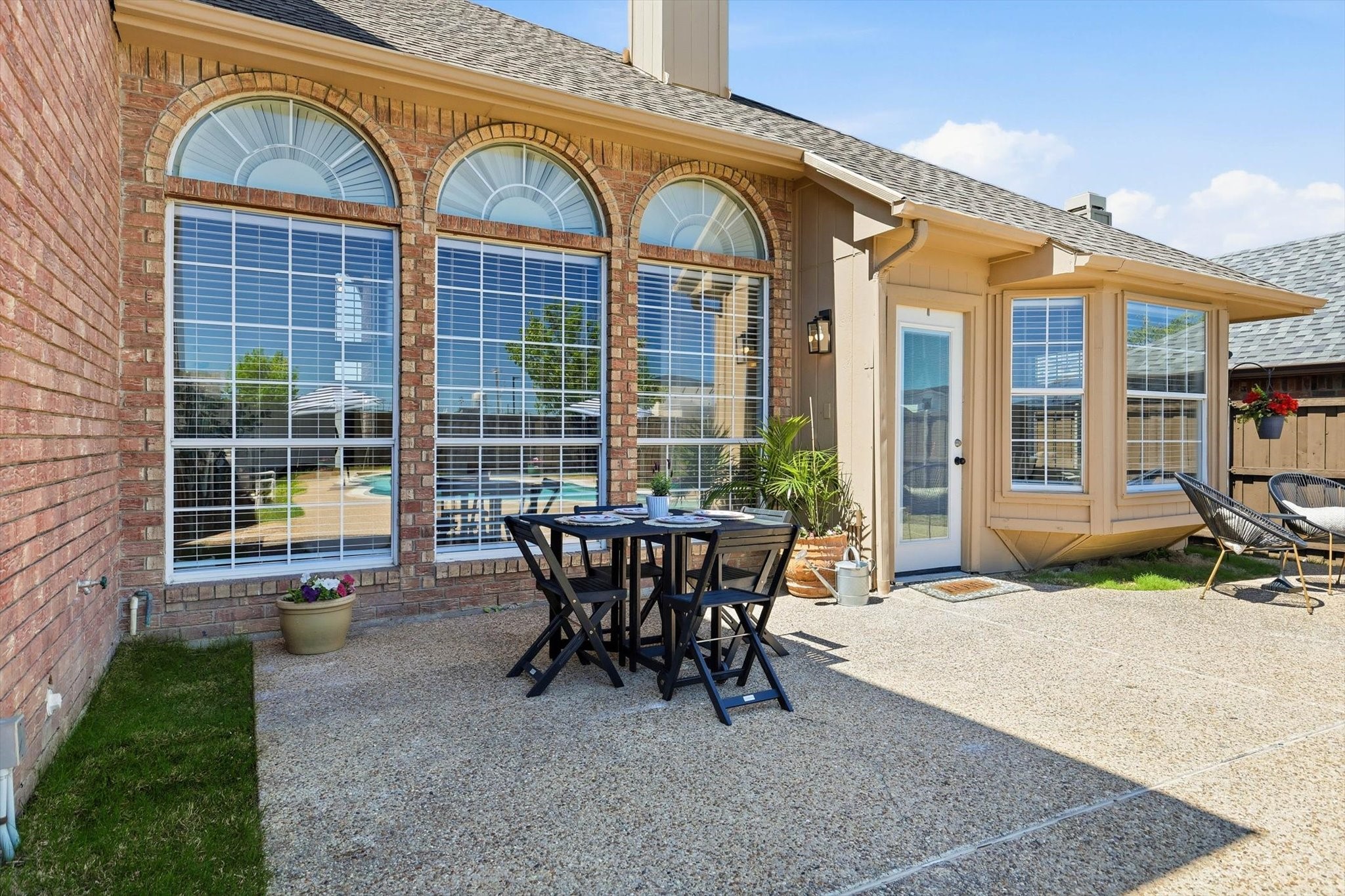 5028 Lake Vista Drive