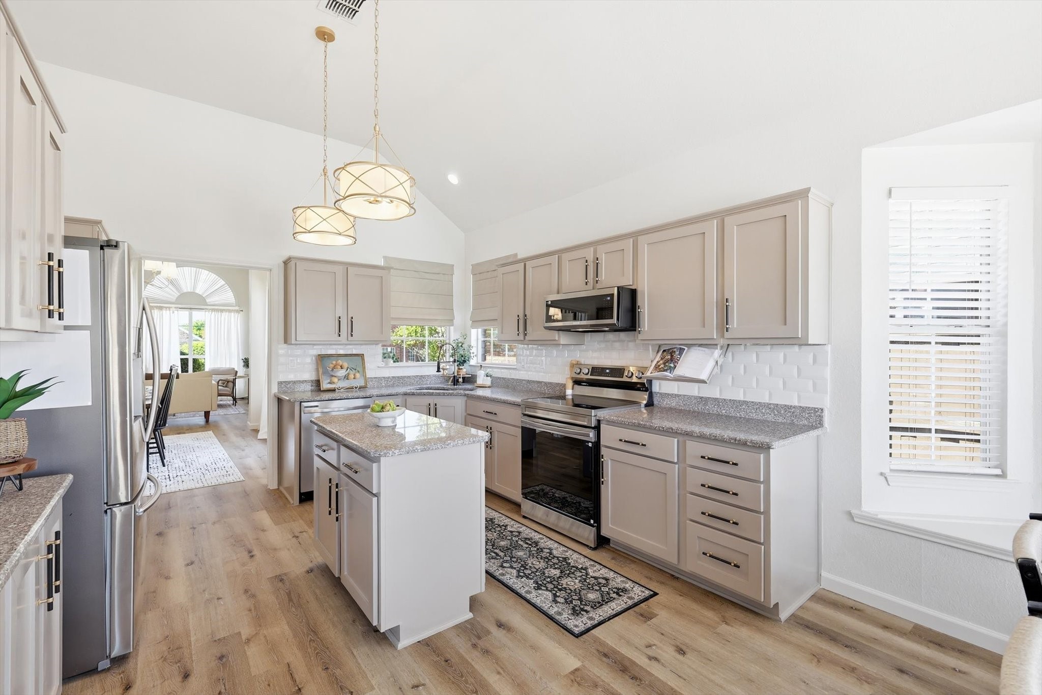 5028 Lake Vista Drive