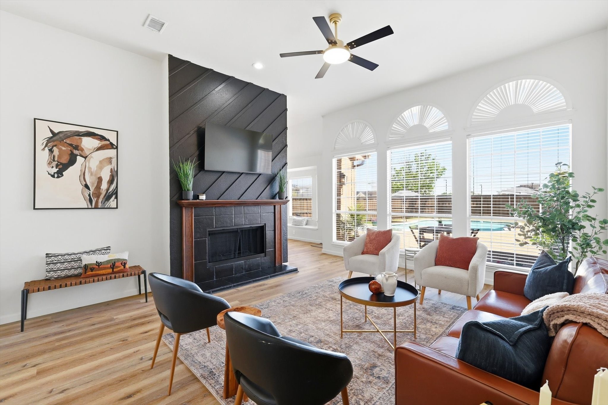 5028 Lake Vista Drive