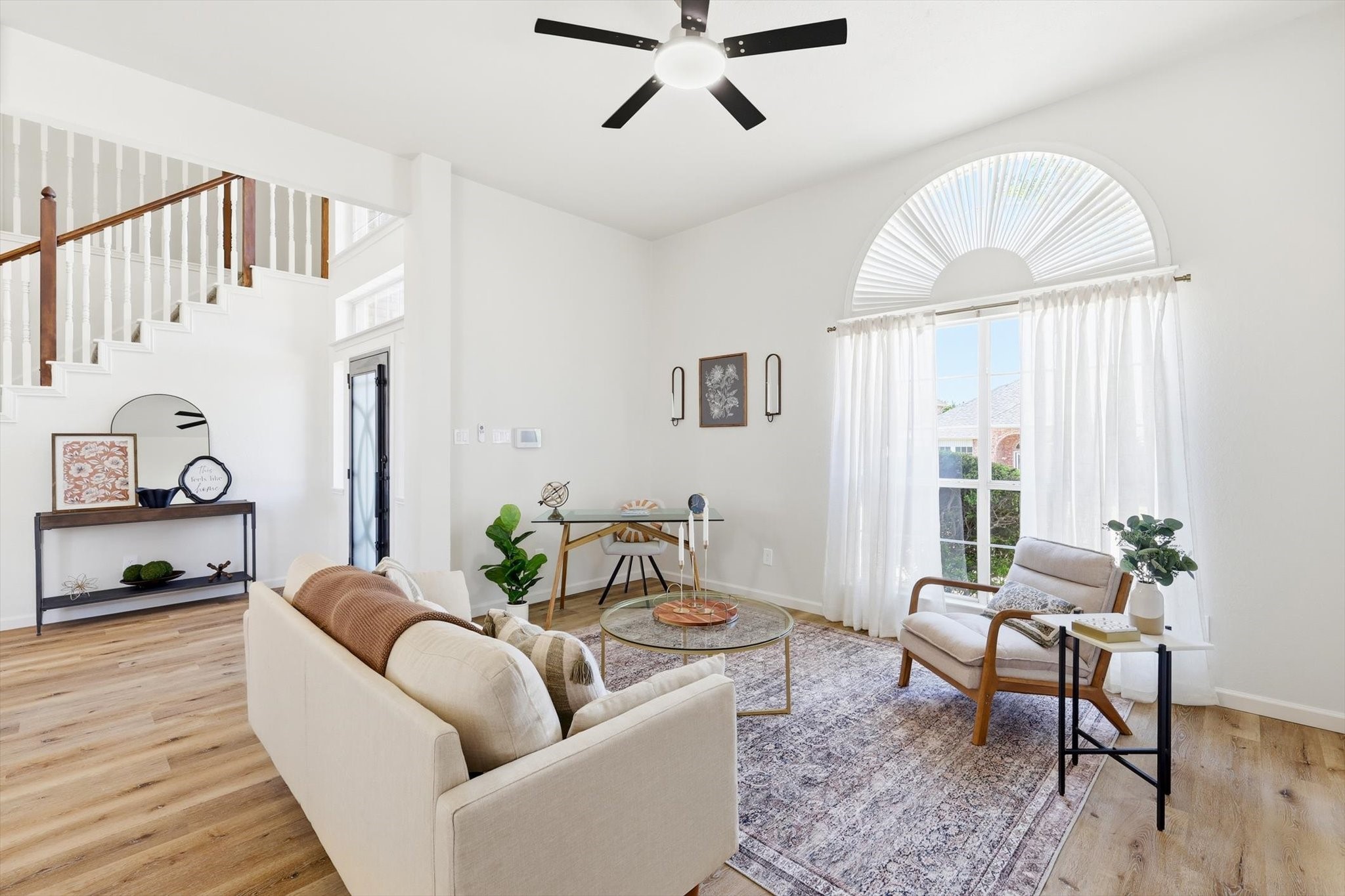 5028 Lake Vista Drive