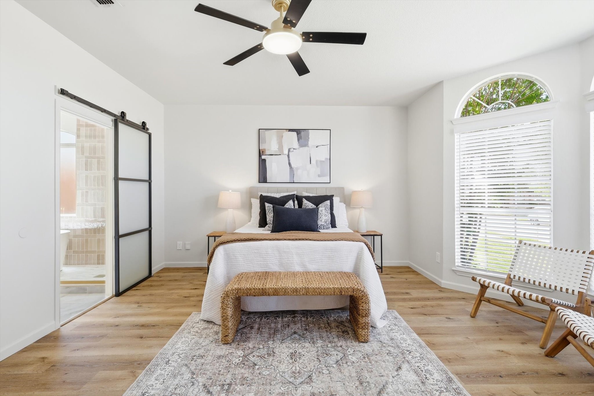 5028 Lake Vista Drive