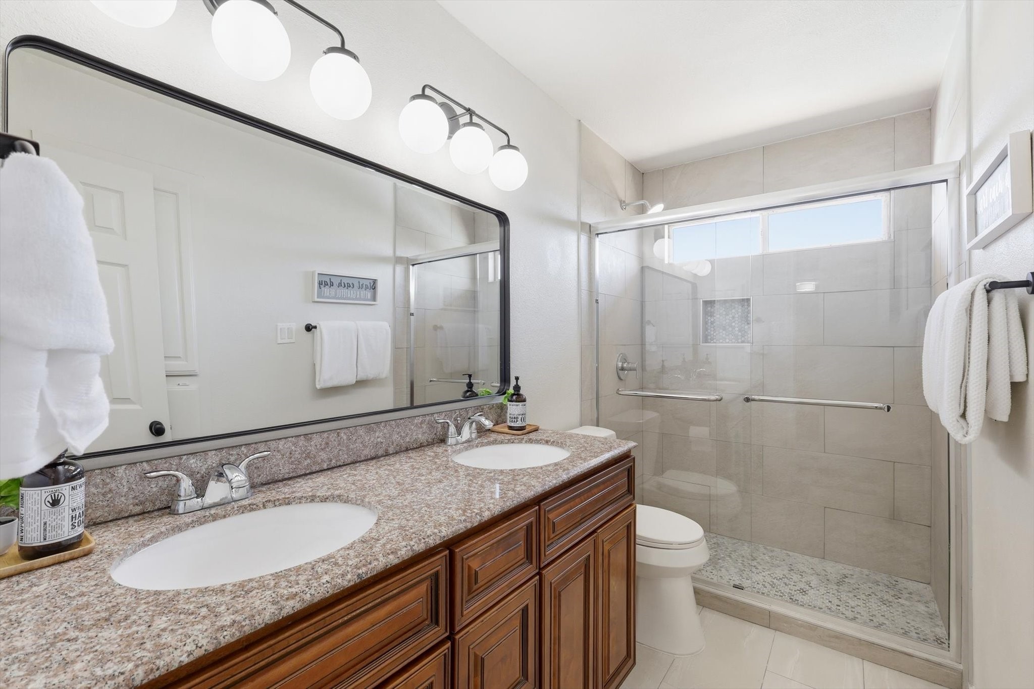 5028 Lake Vista Drive