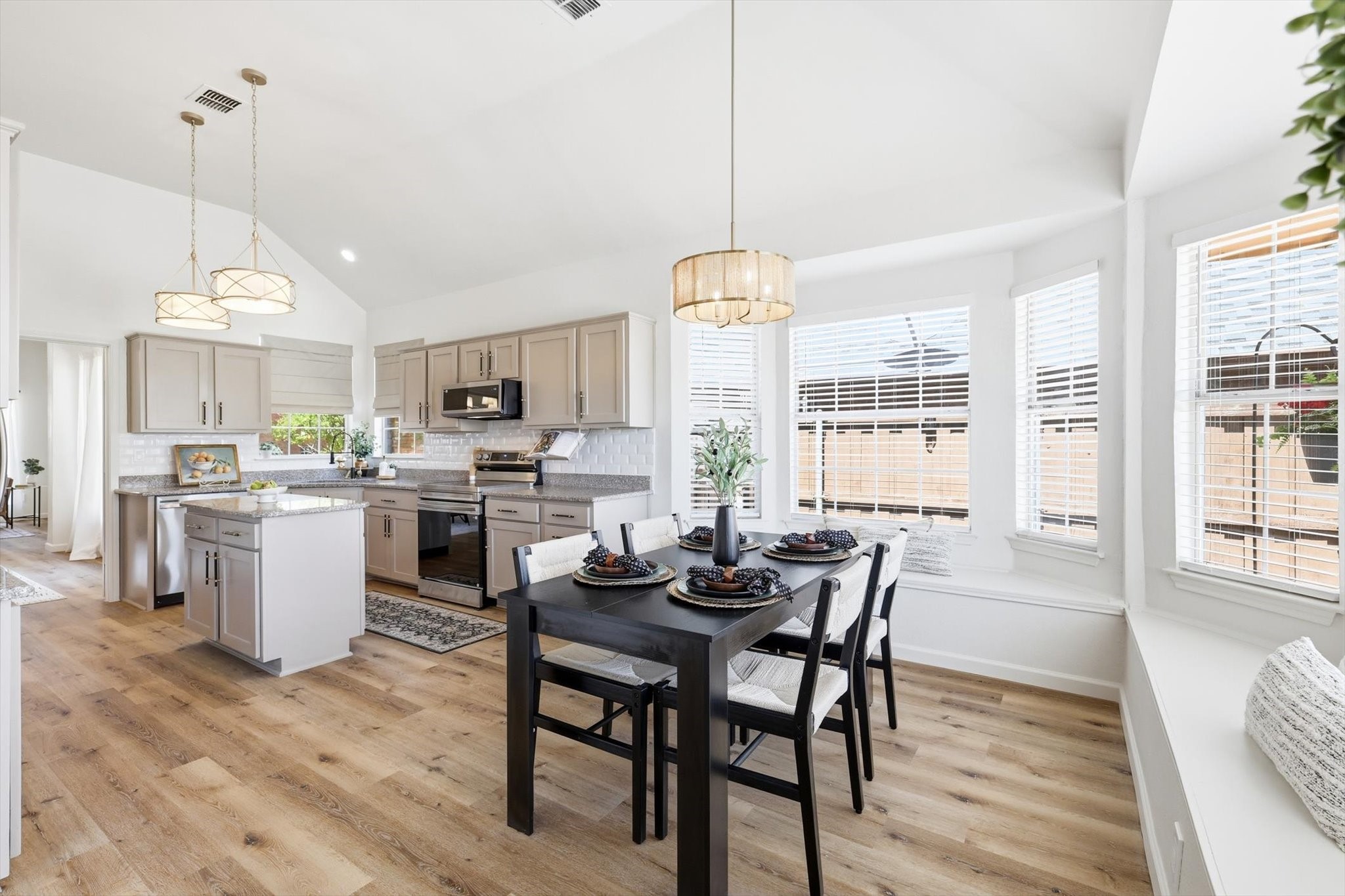 5028 Lake Vista Drive