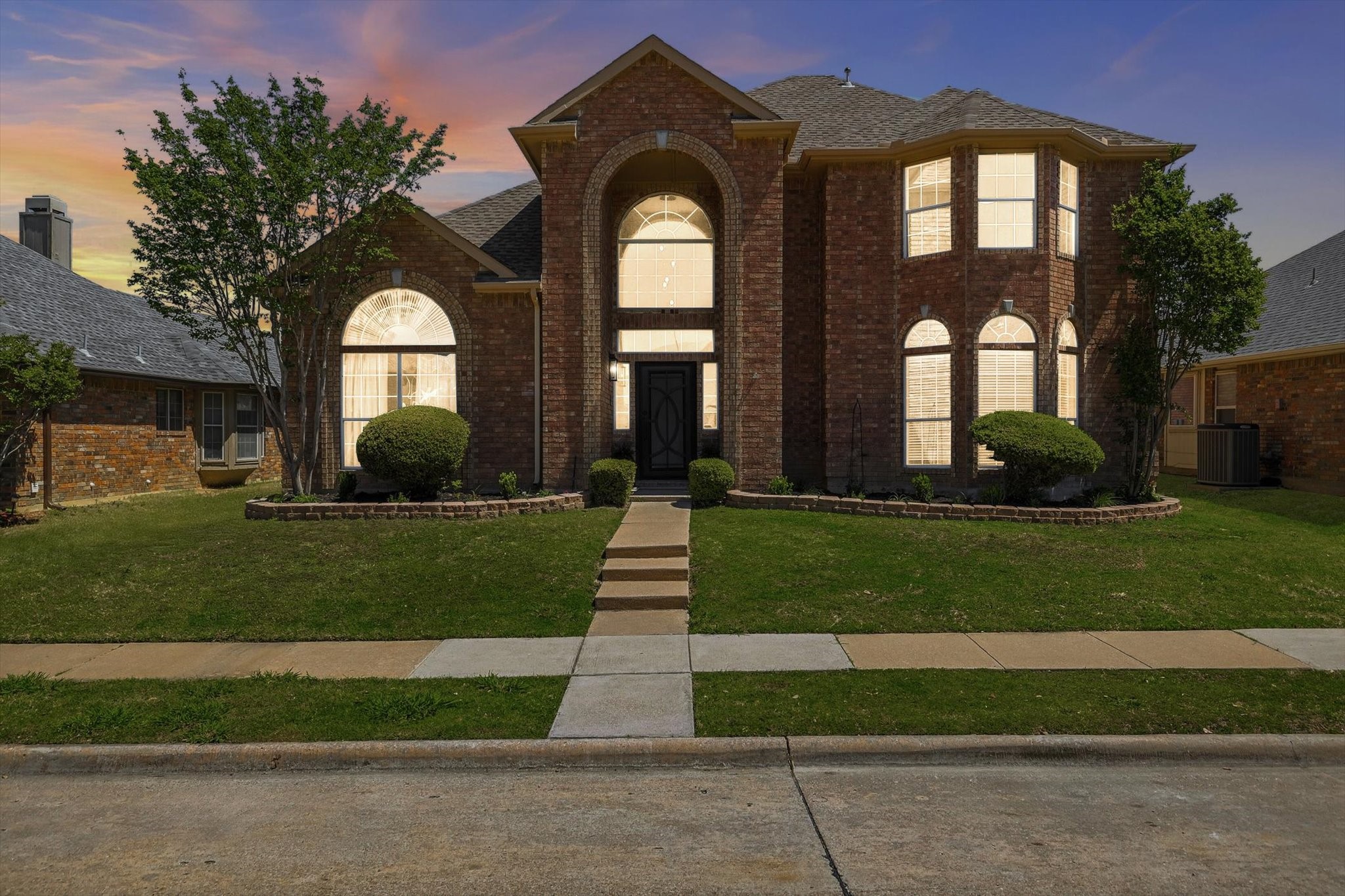 5028 Lake Vista Drive