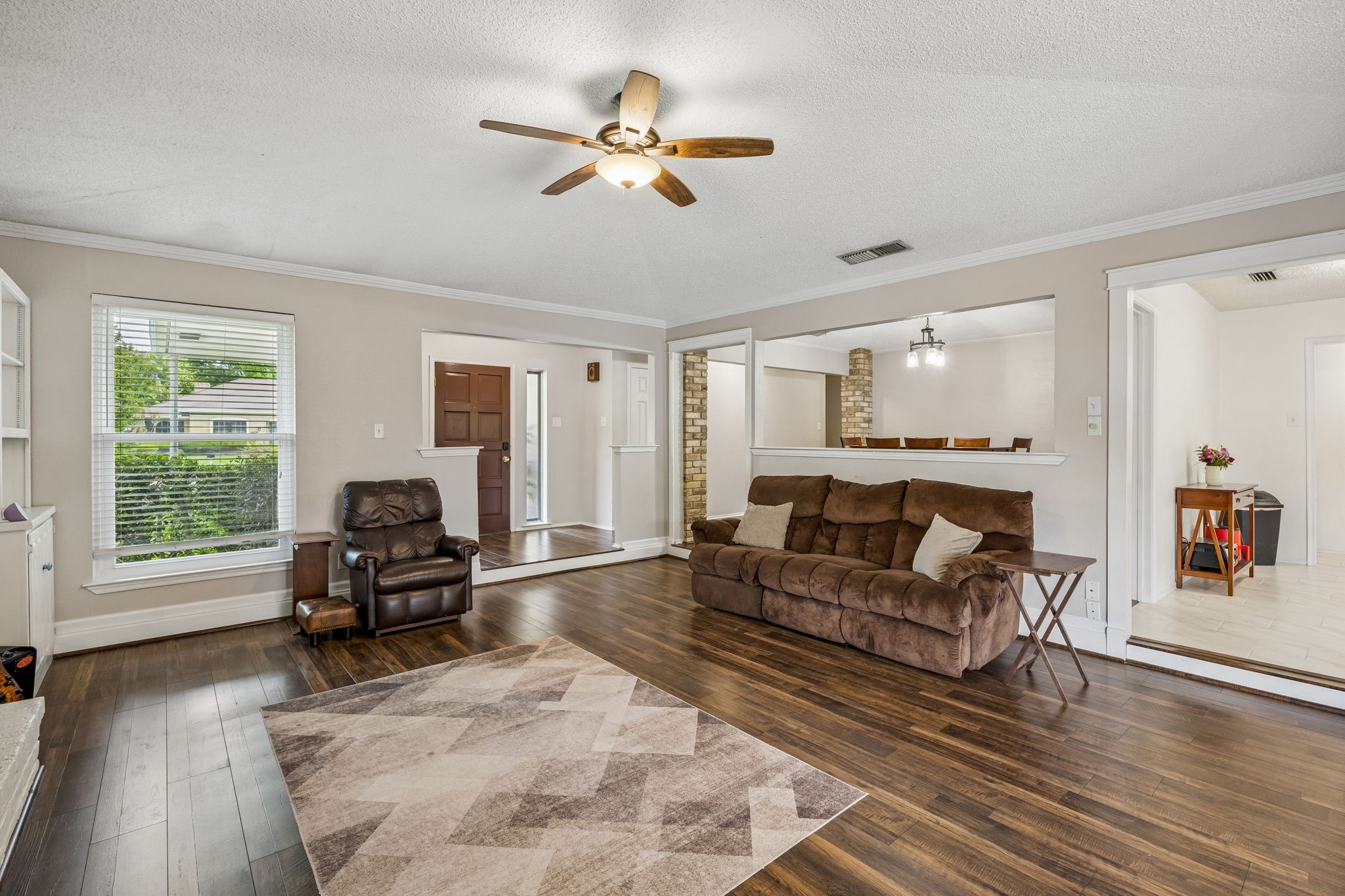 1820 Auburn Drive