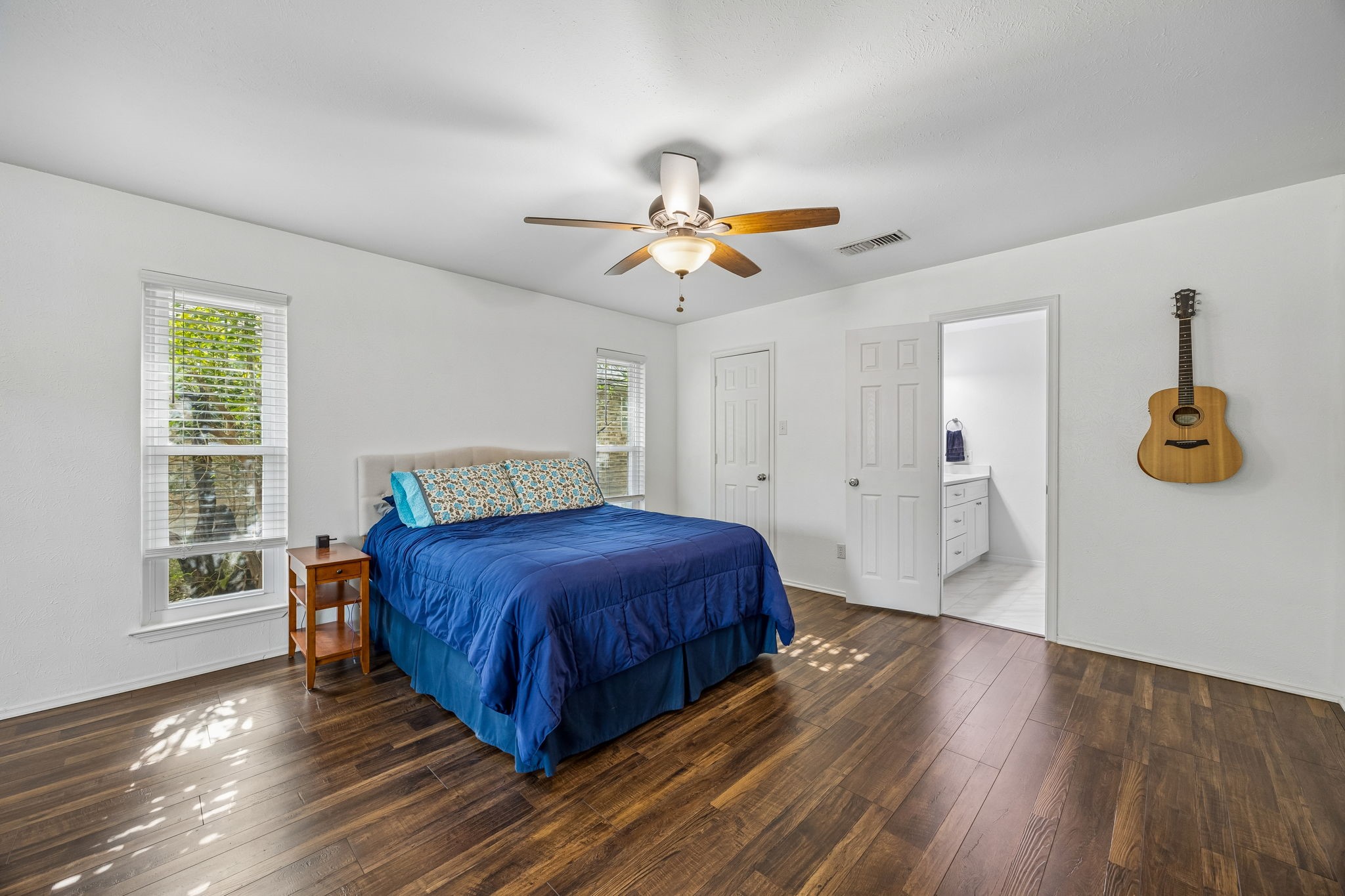 1820 Auburn Drive