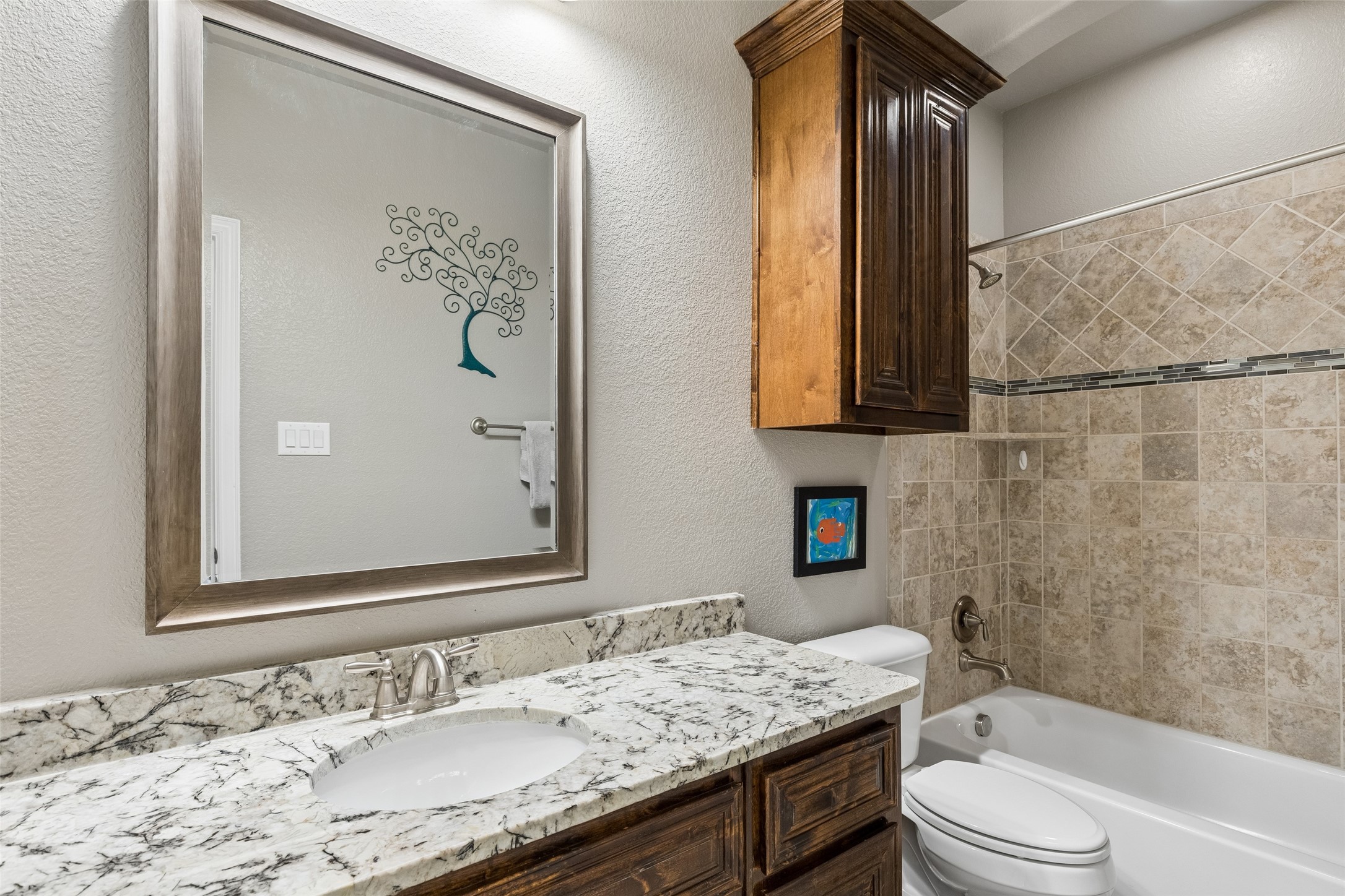 1101 Circle J Trail