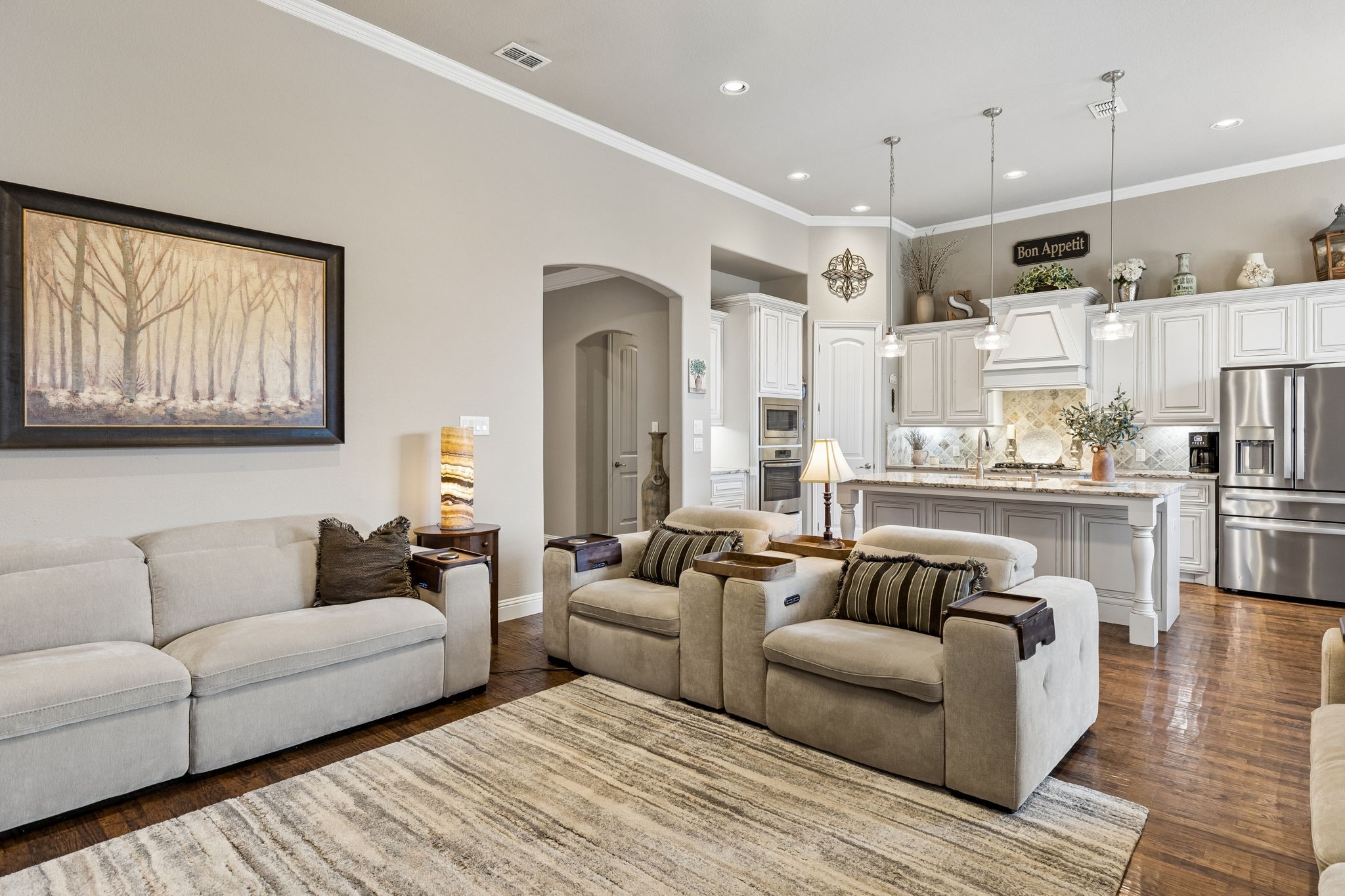 1101 Circle J Trail